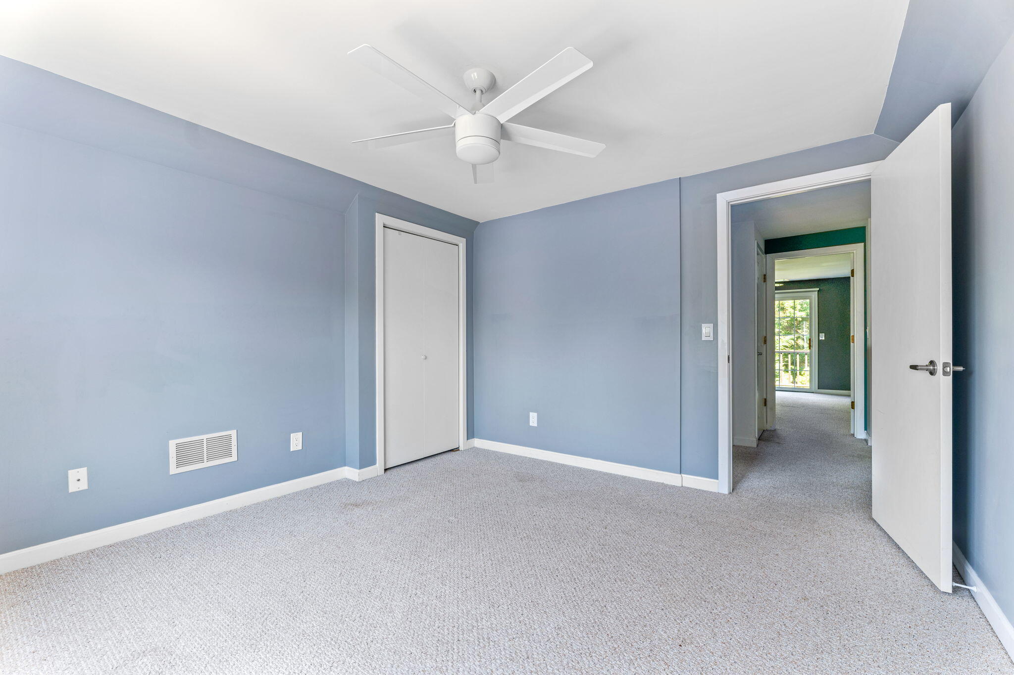 174 Queen Street Unit: 2EU