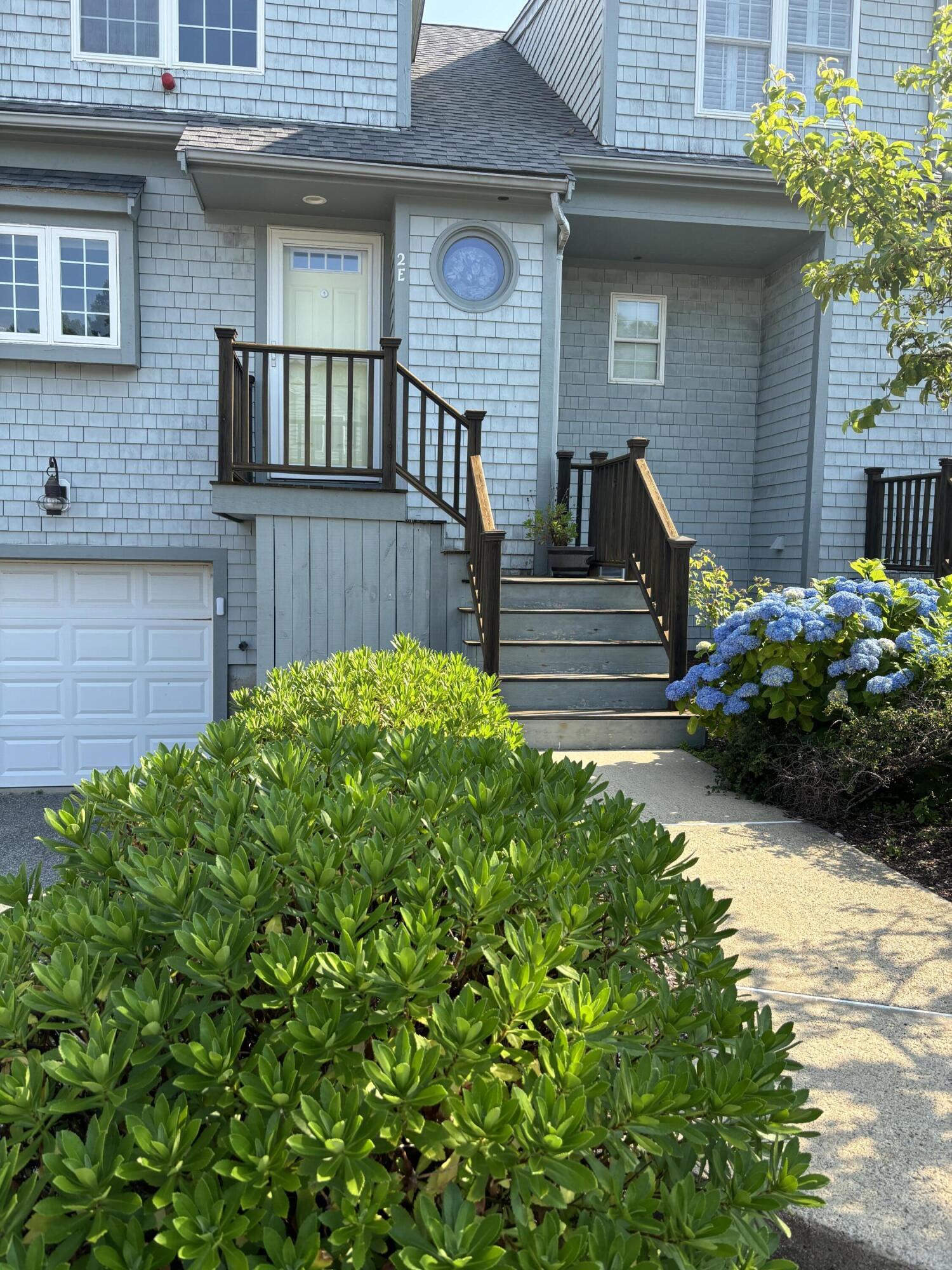 174 Queen Street Unit: 2EU