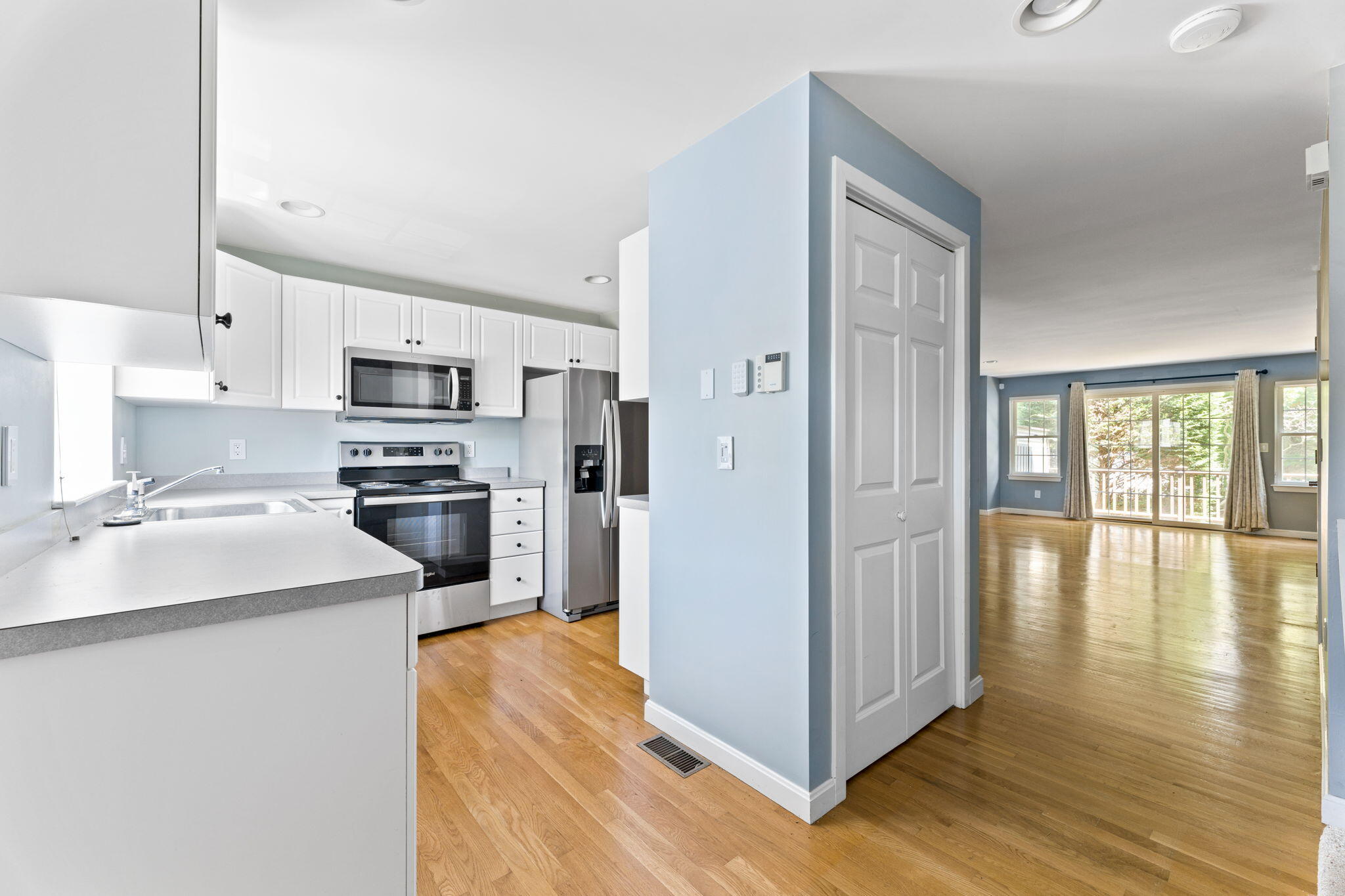 174 Queen Street Unit: 2EU