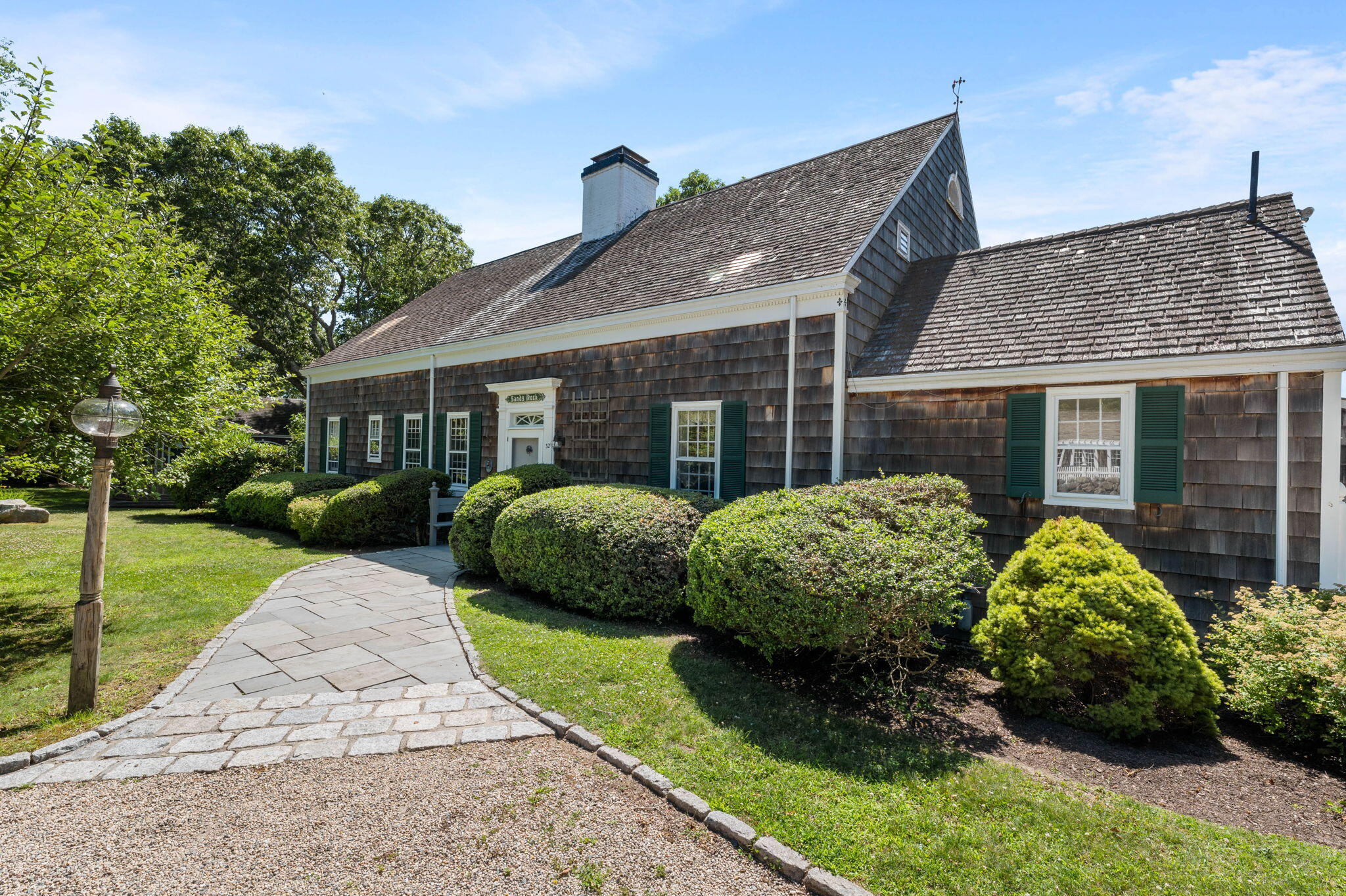 32 Chapoquoit Road