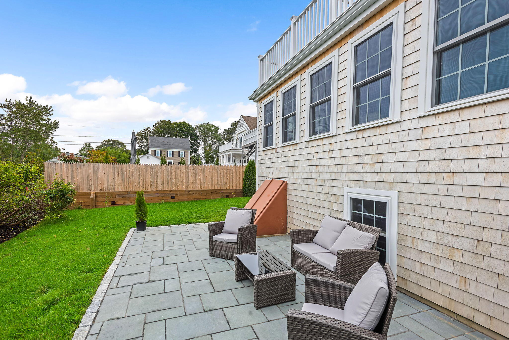 61 Tupper Avenue