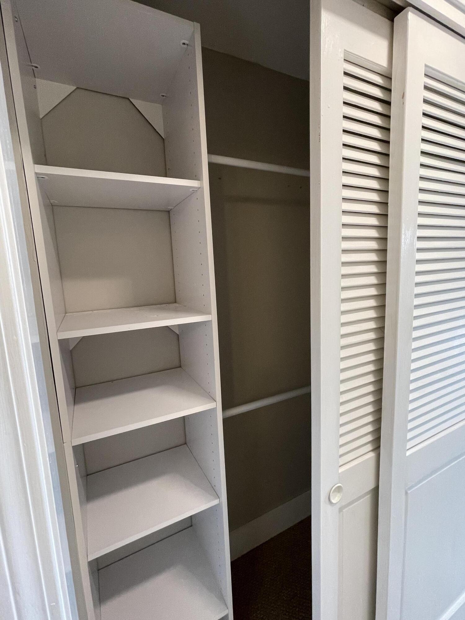 24 Old Colony Way # 11