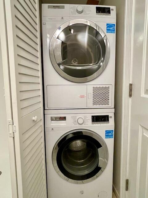 24 Old Colony Way # 11