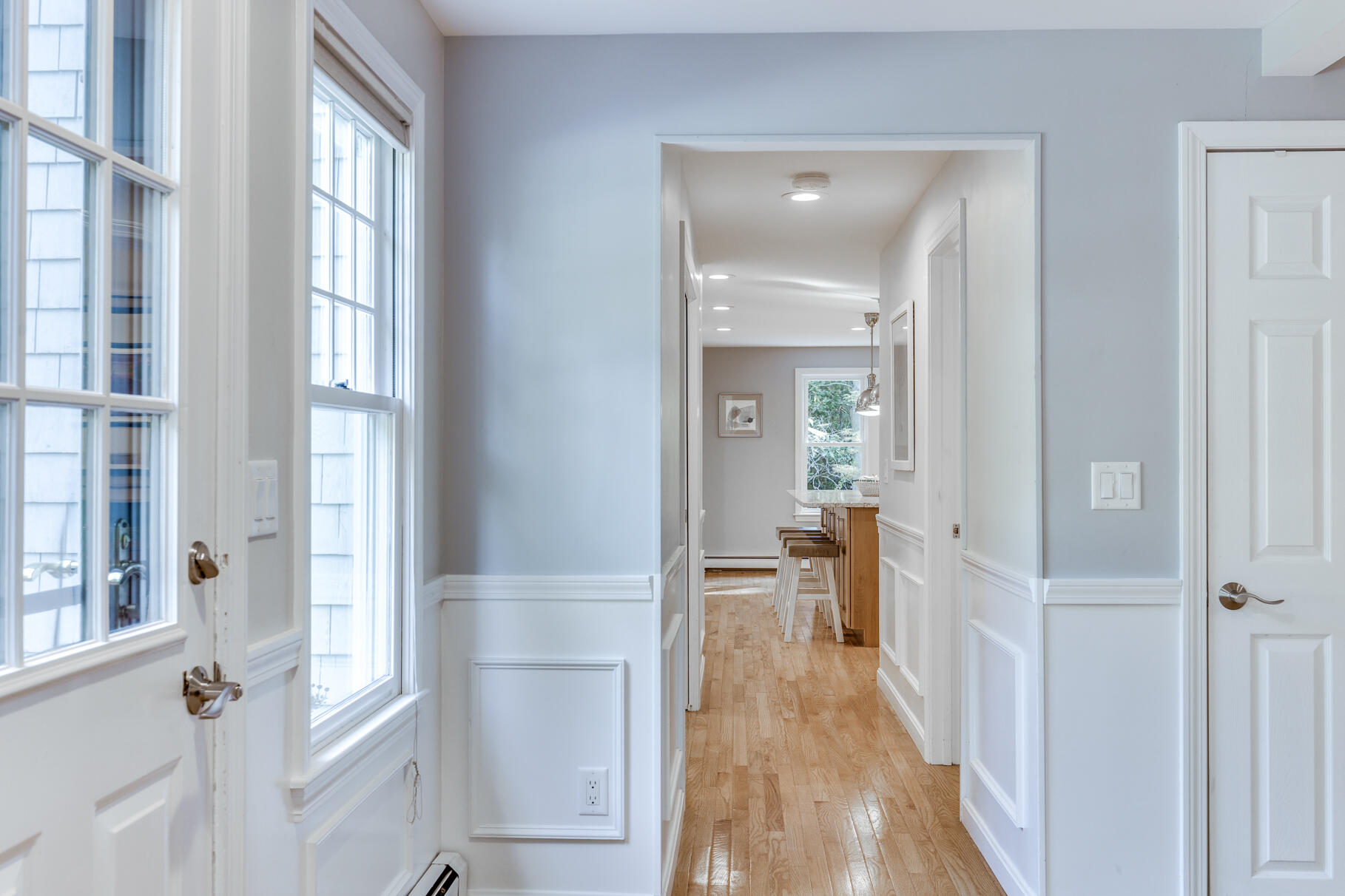 71 Colonial Way