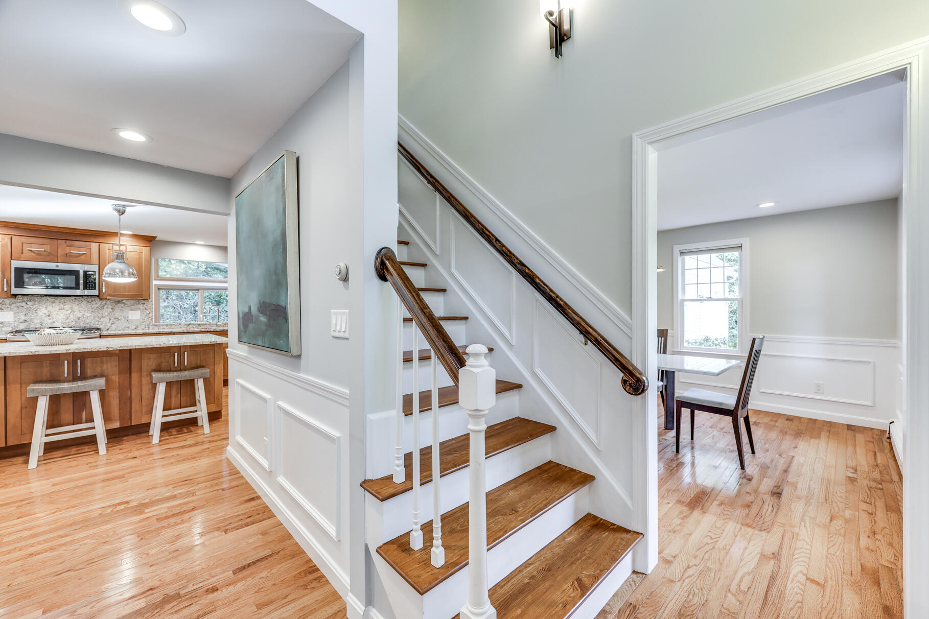 71 Colonial Way