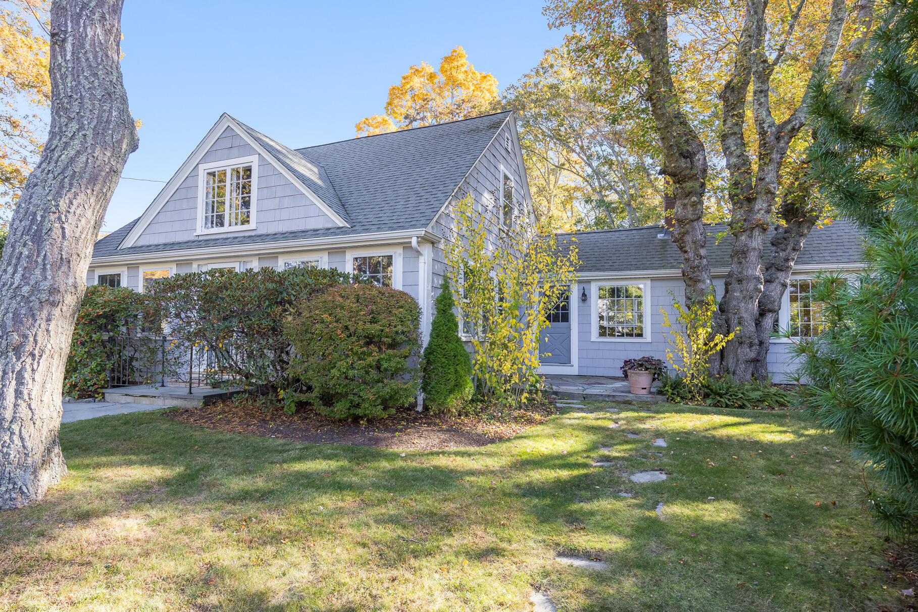 69 Hamlin Avenue