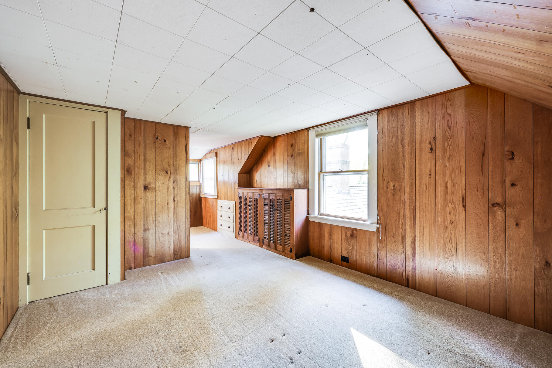 69 Hamlin Avenue