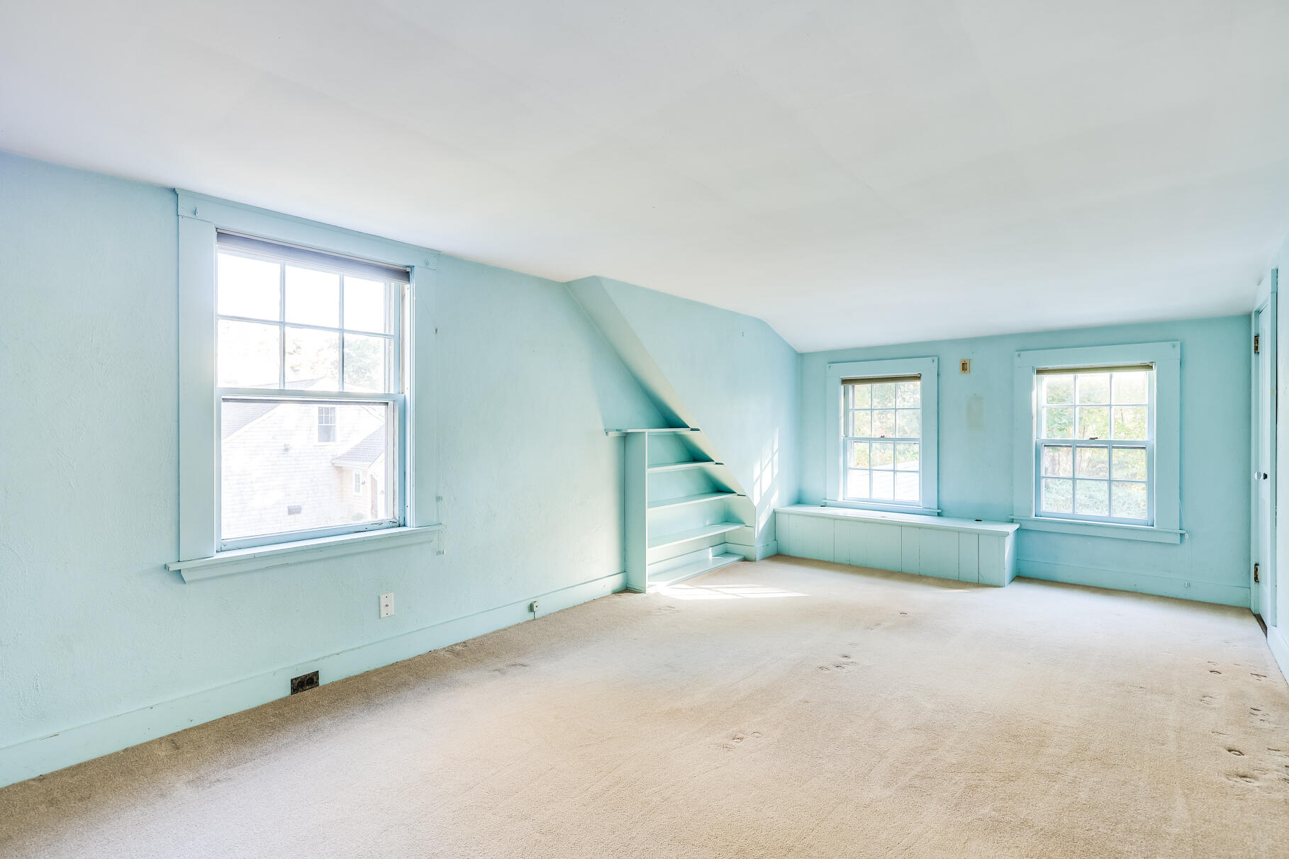 69 Hamlin Avenue