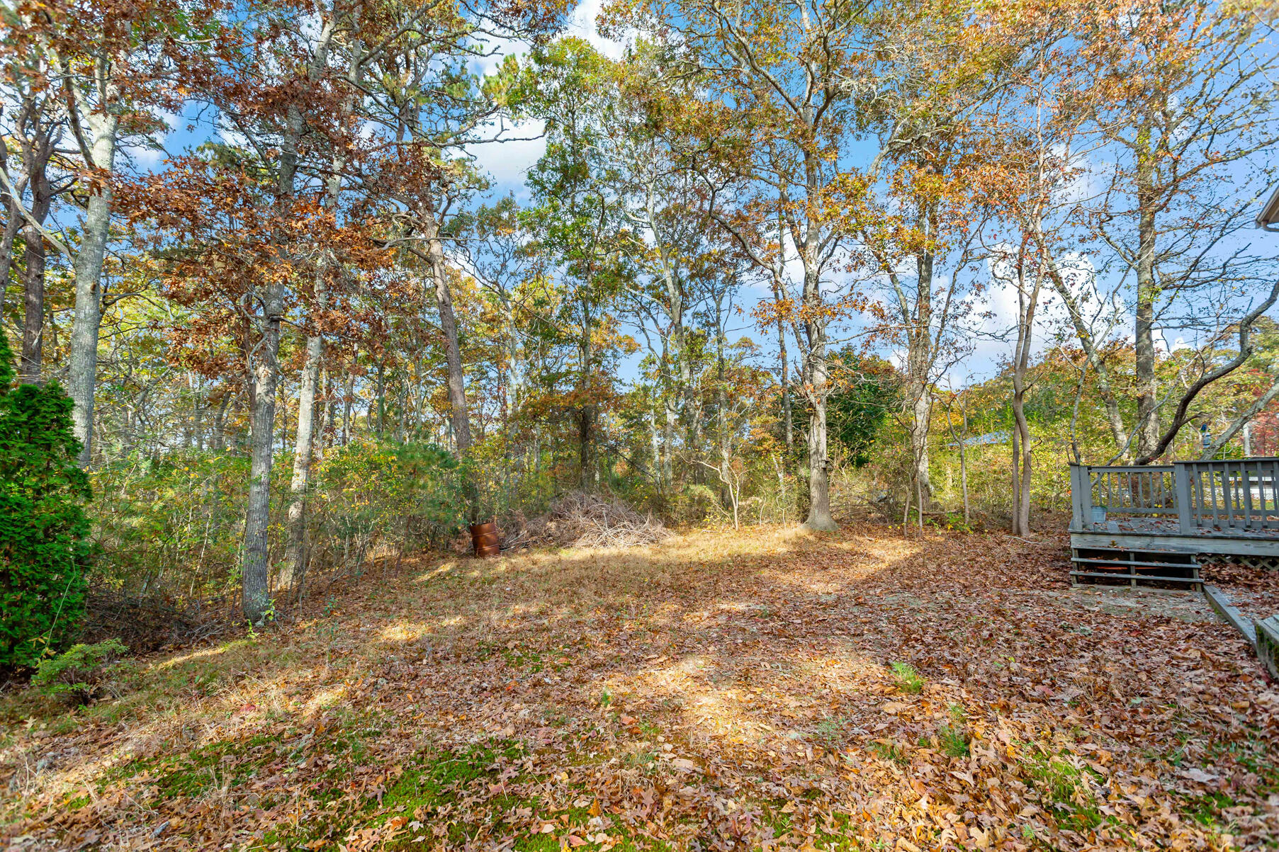 23 Lakeview Drive