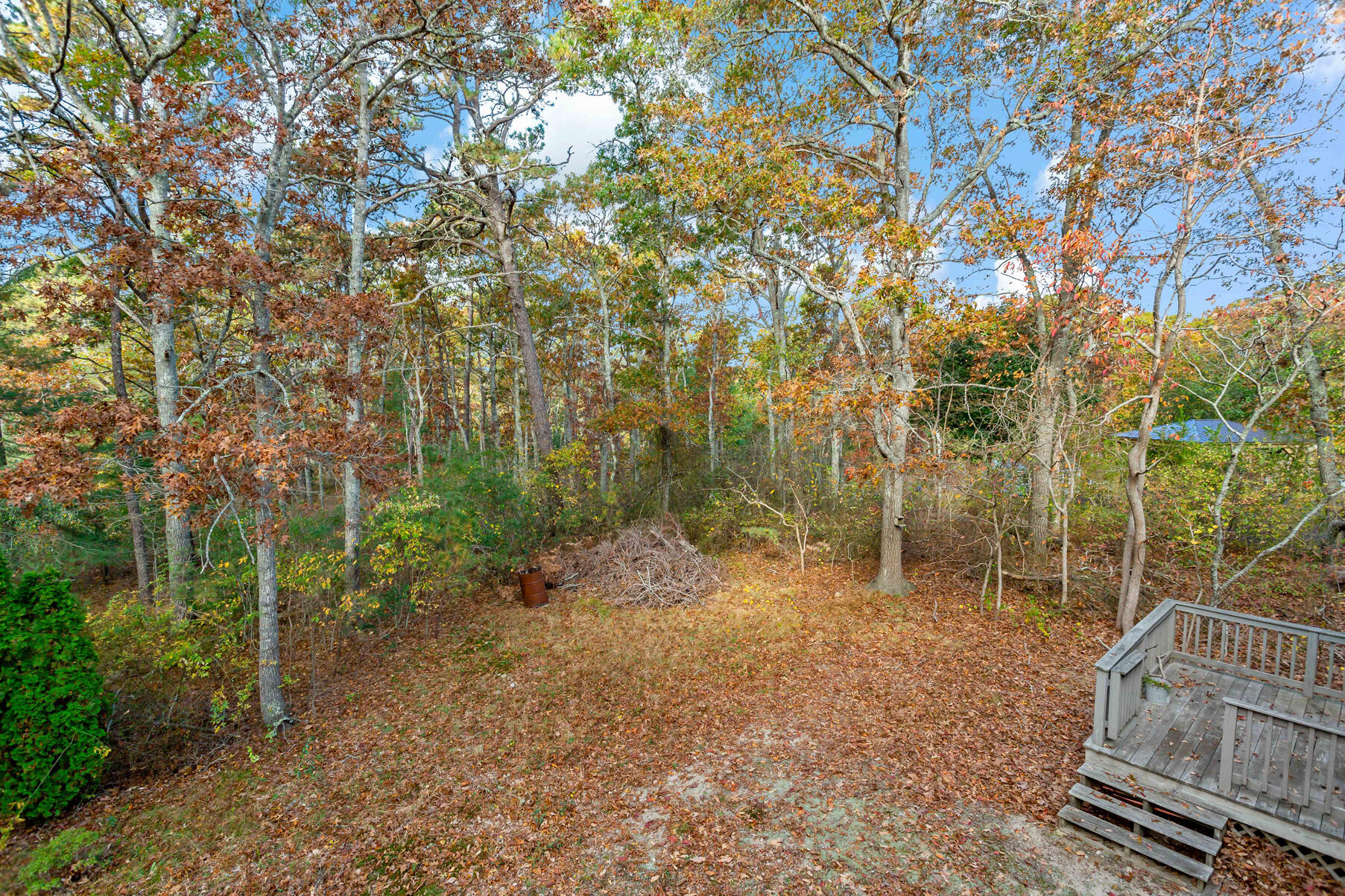 23 Lakeview Drive