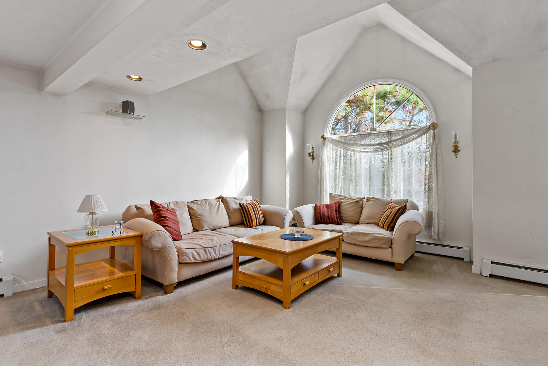 23 Lakeview Drive
