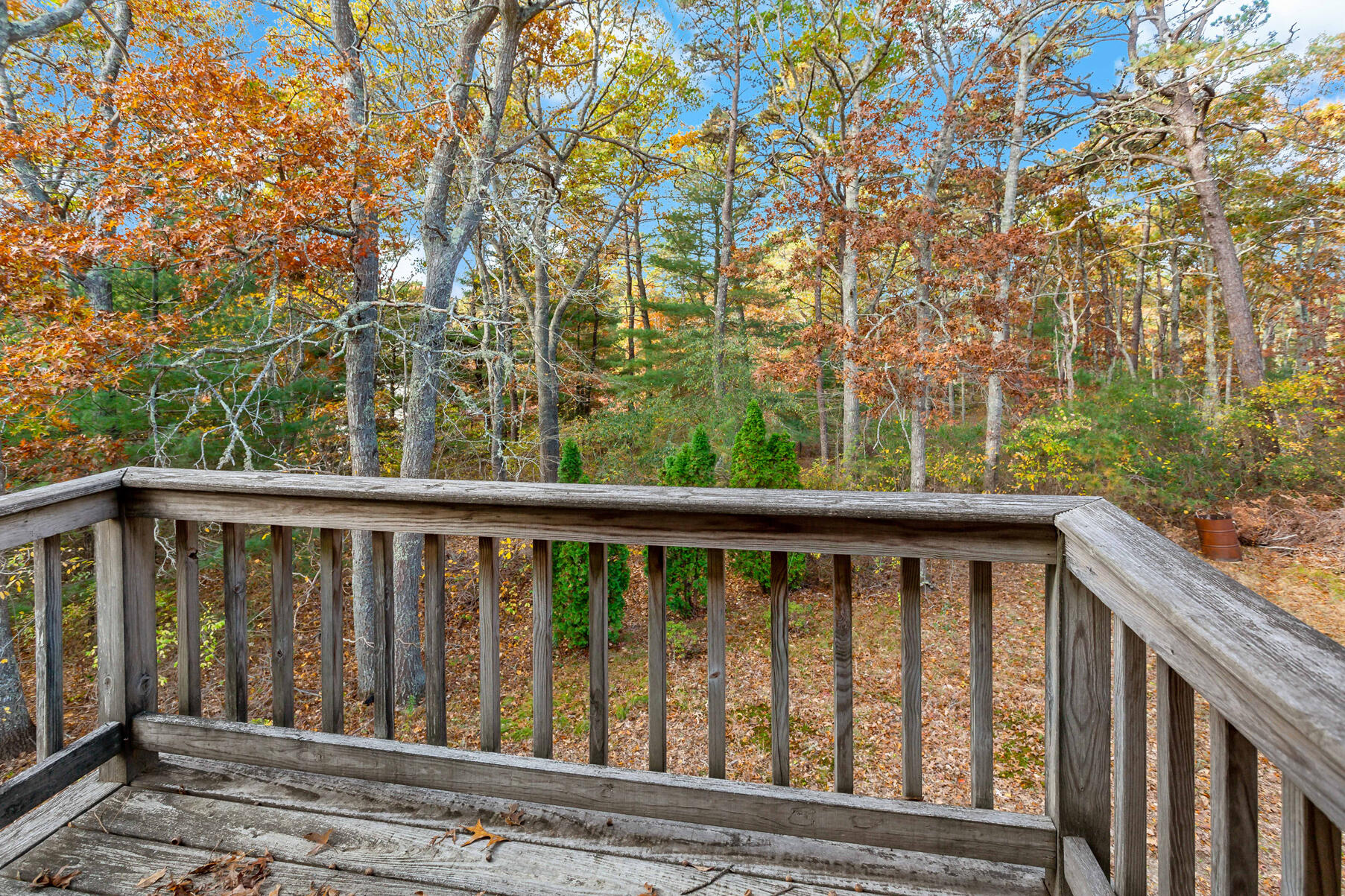 23 Lakeview Drive