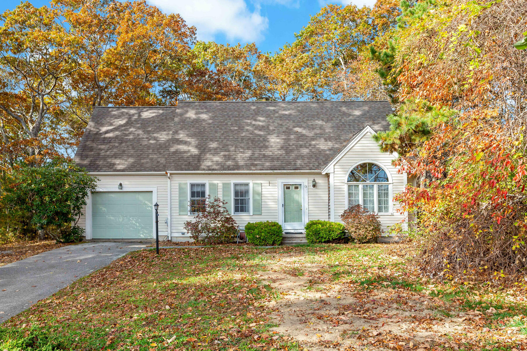23 Lakeview Drive