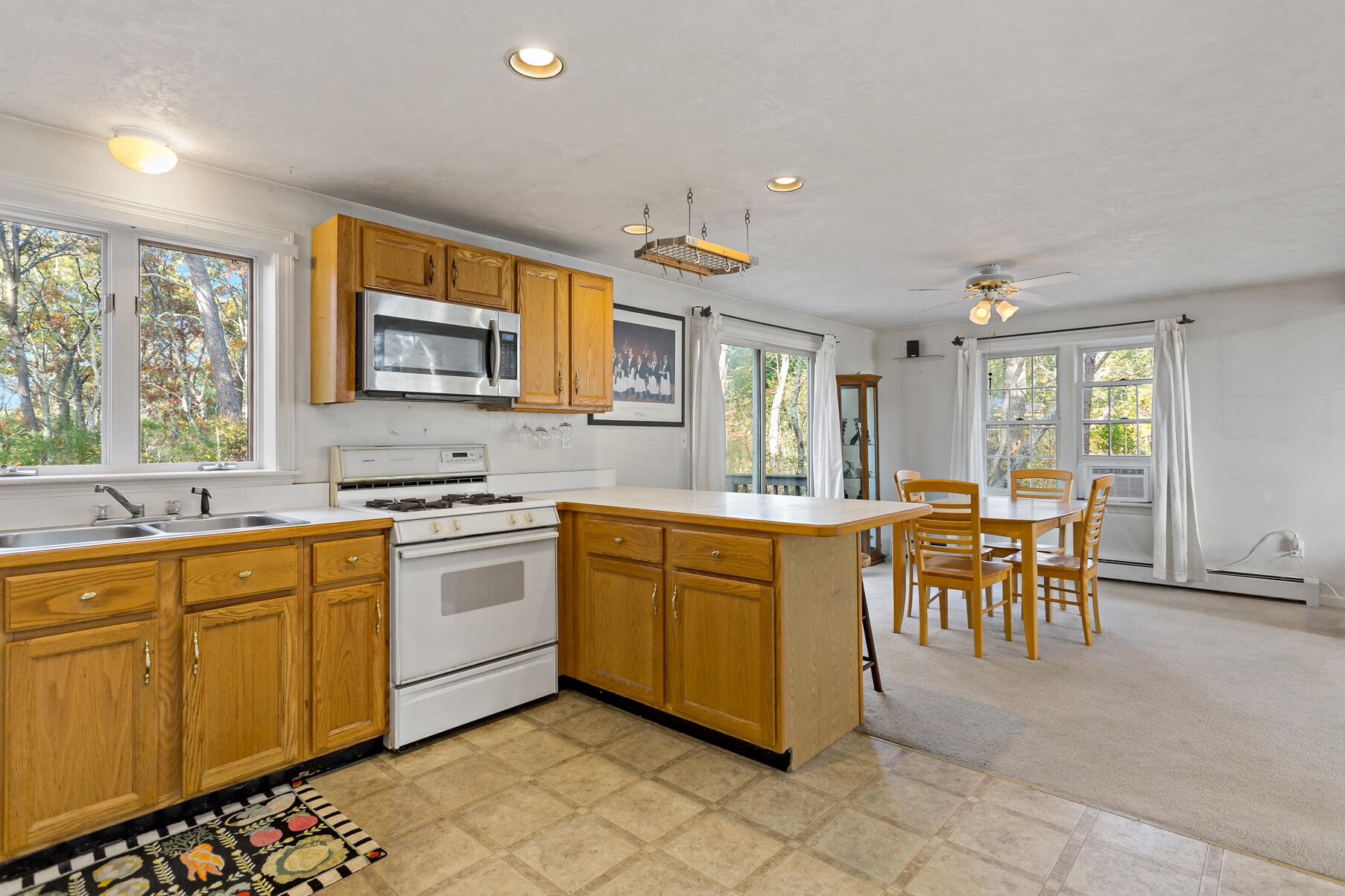 23 Lakeview Drive