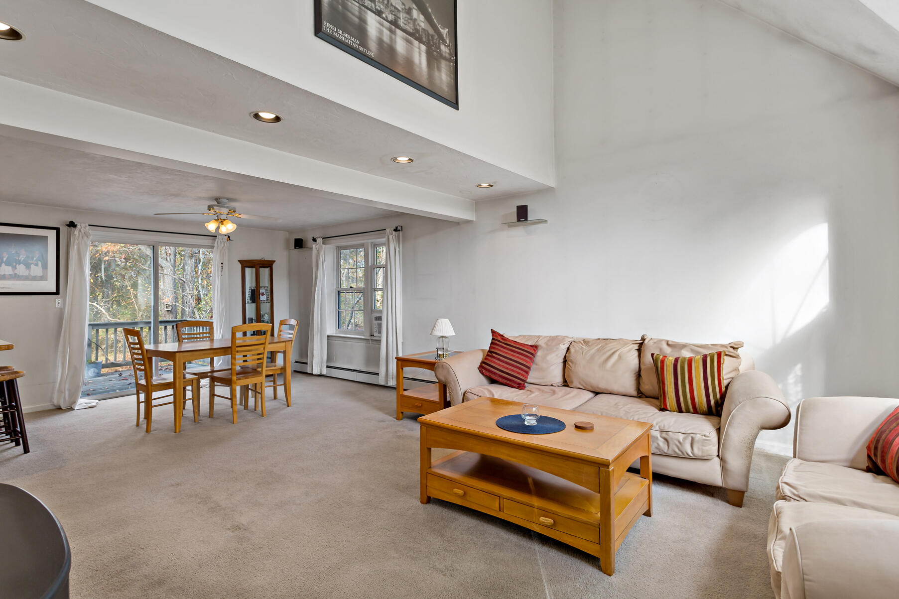 23 Lakeview Drive