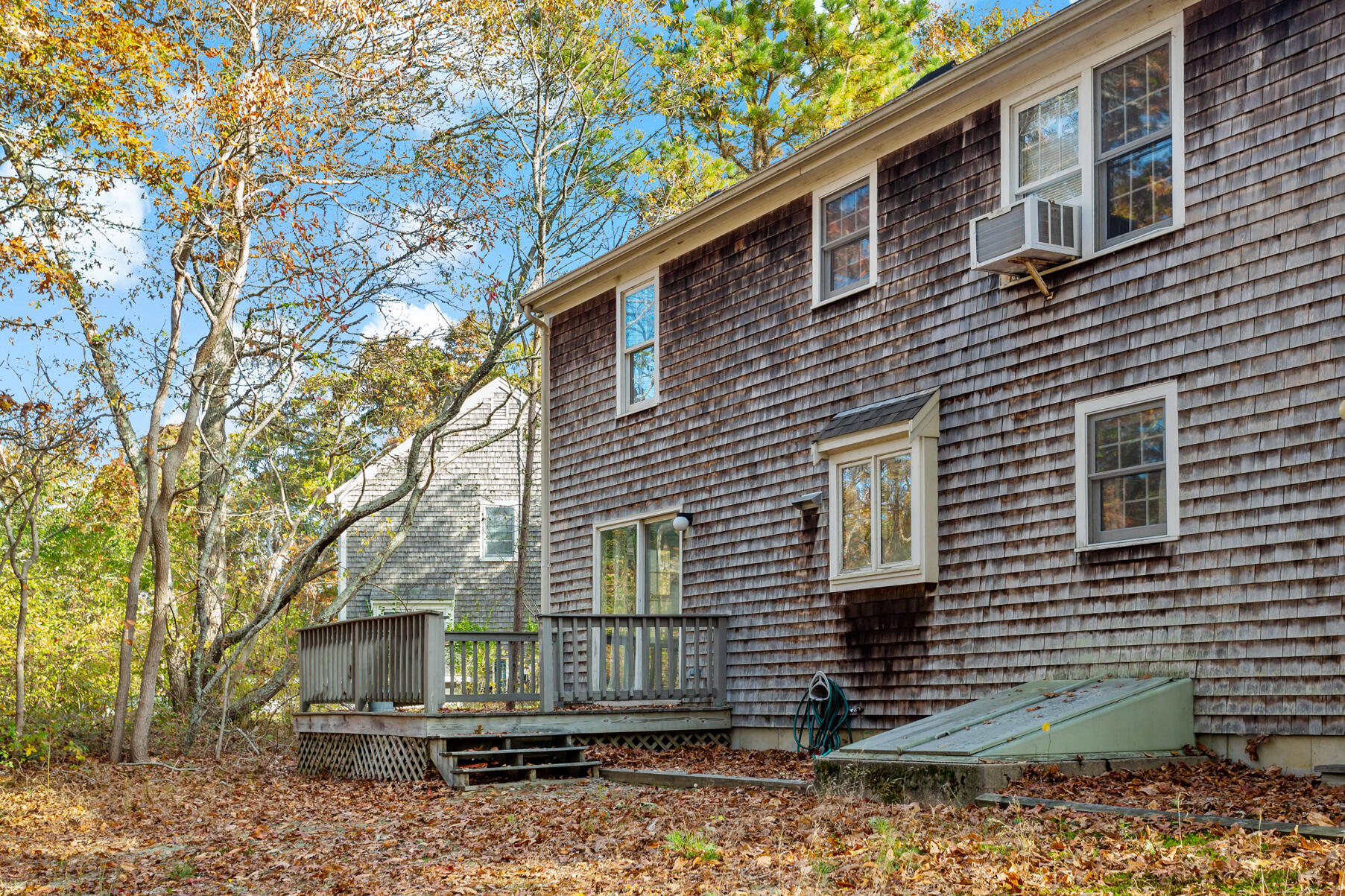 23 Lakeview Drive