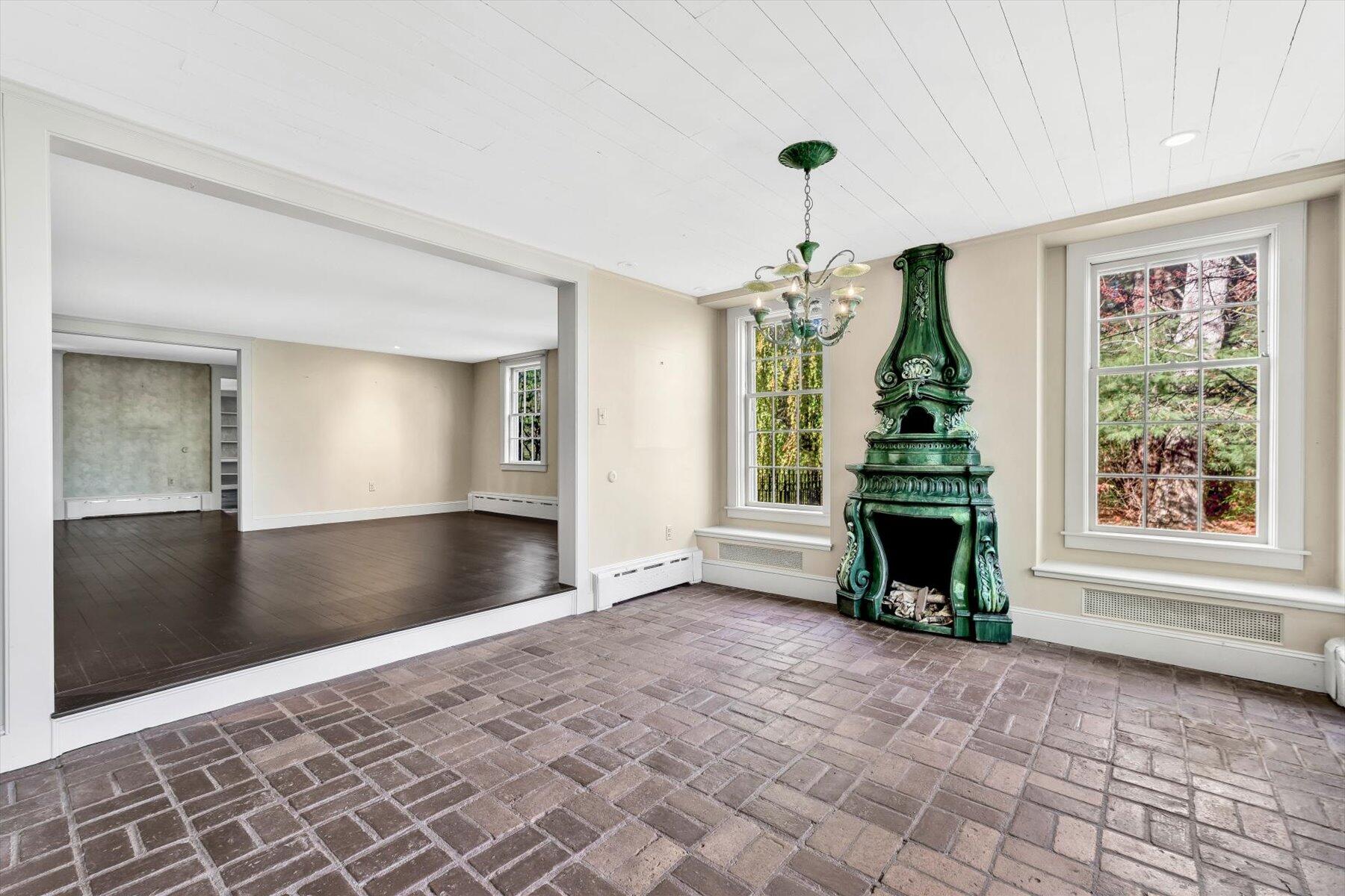 106 Bay Road
