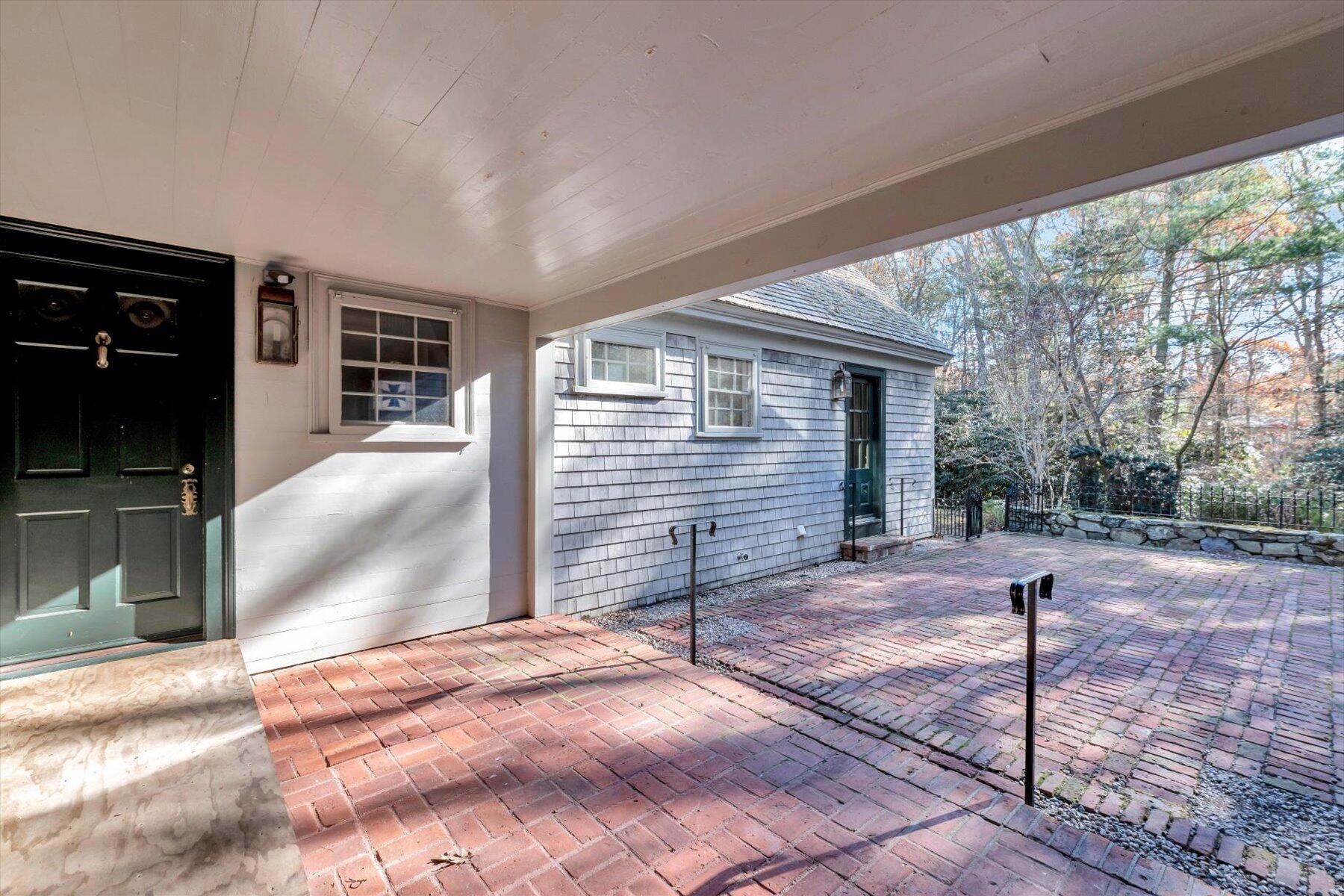 106 Bay Road