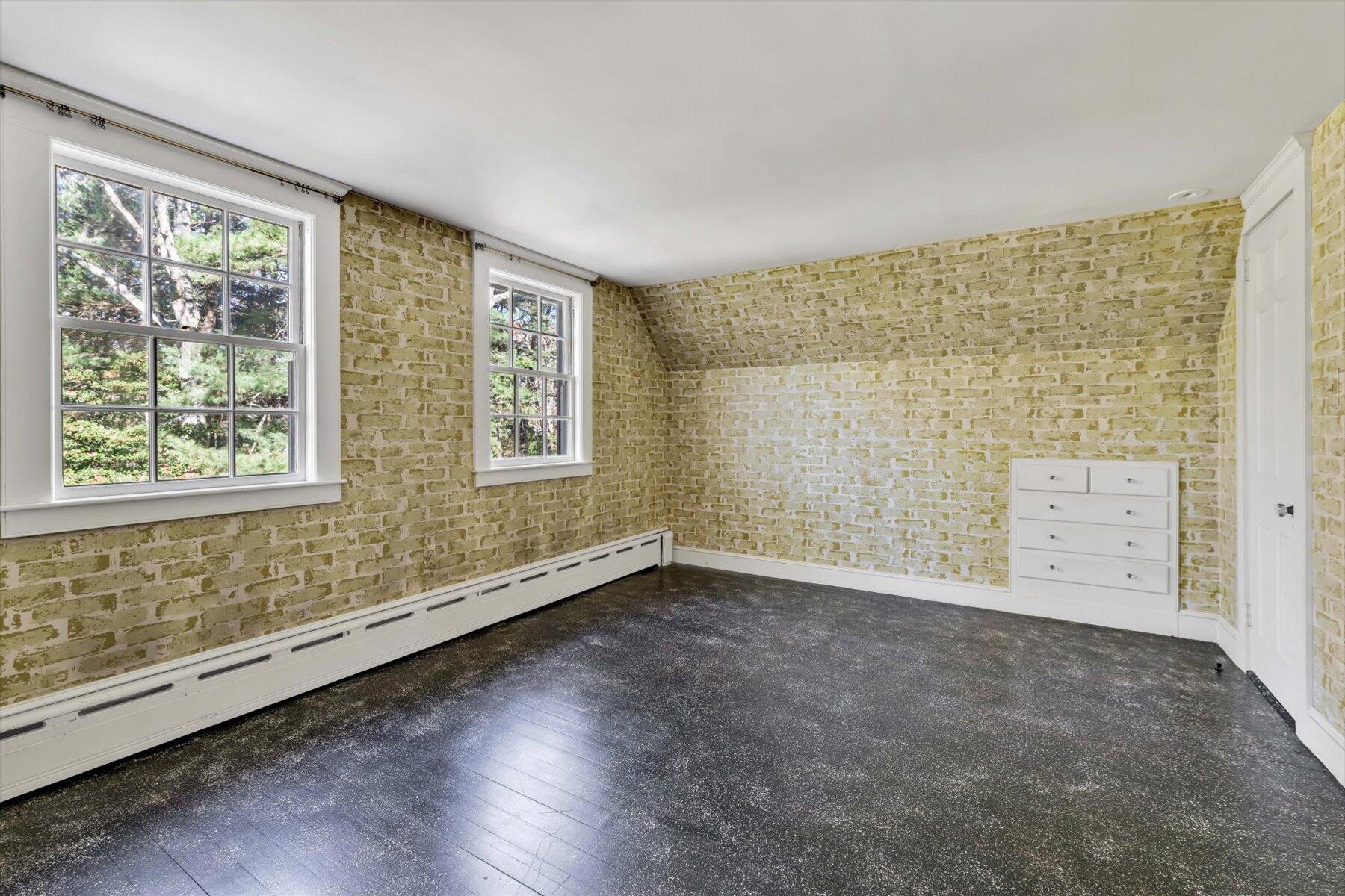 106 Bay Road