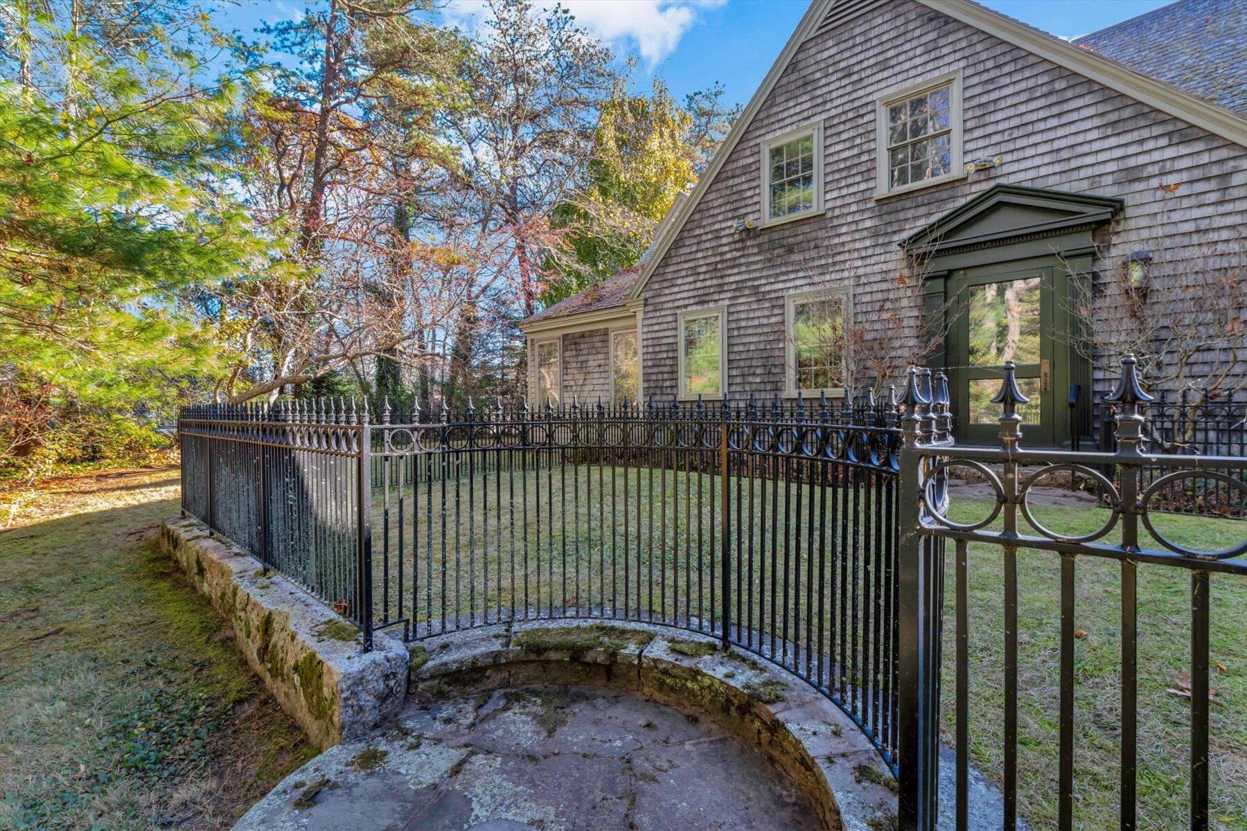 106 Bay Road