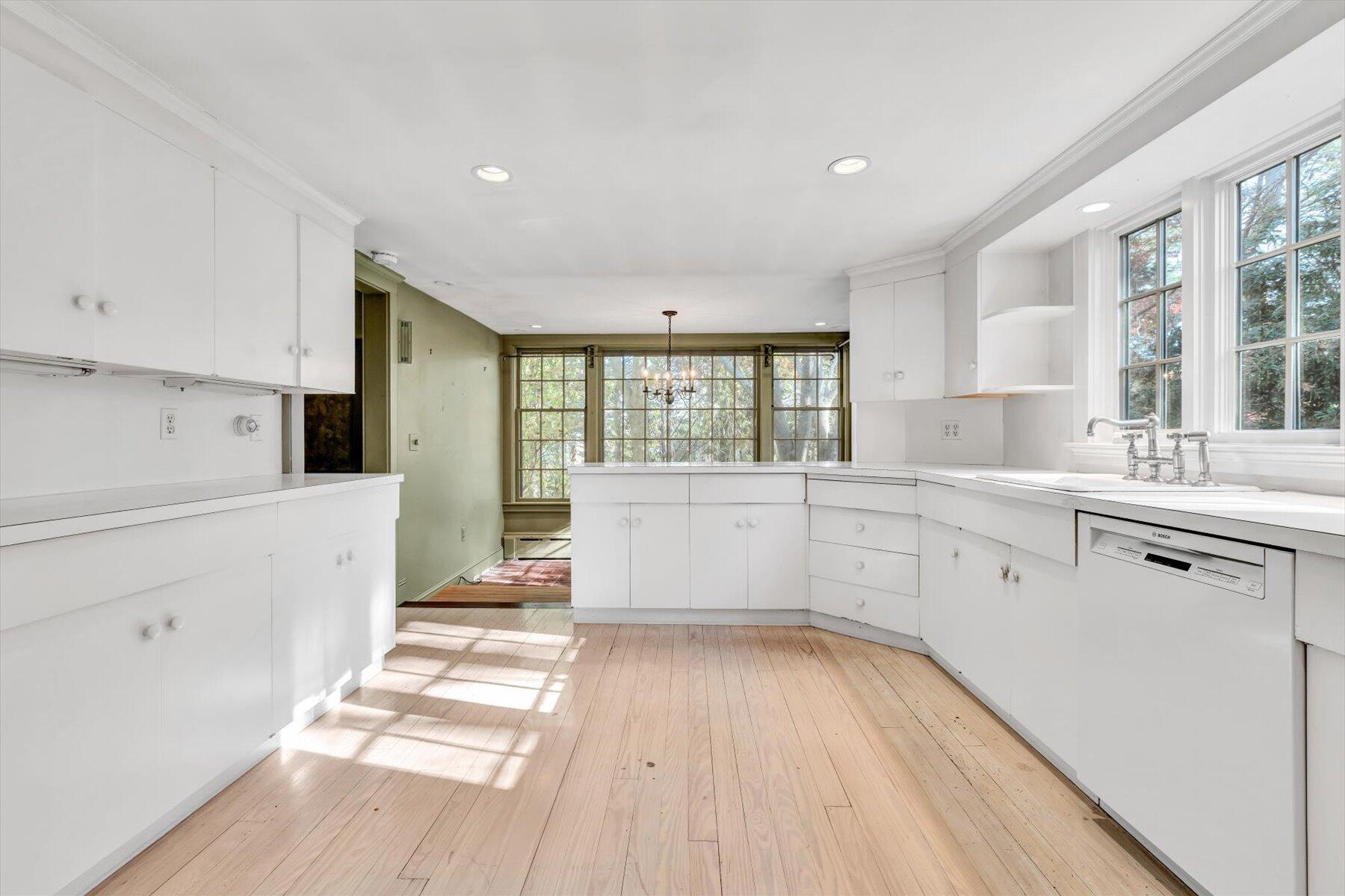 106 Bay Road