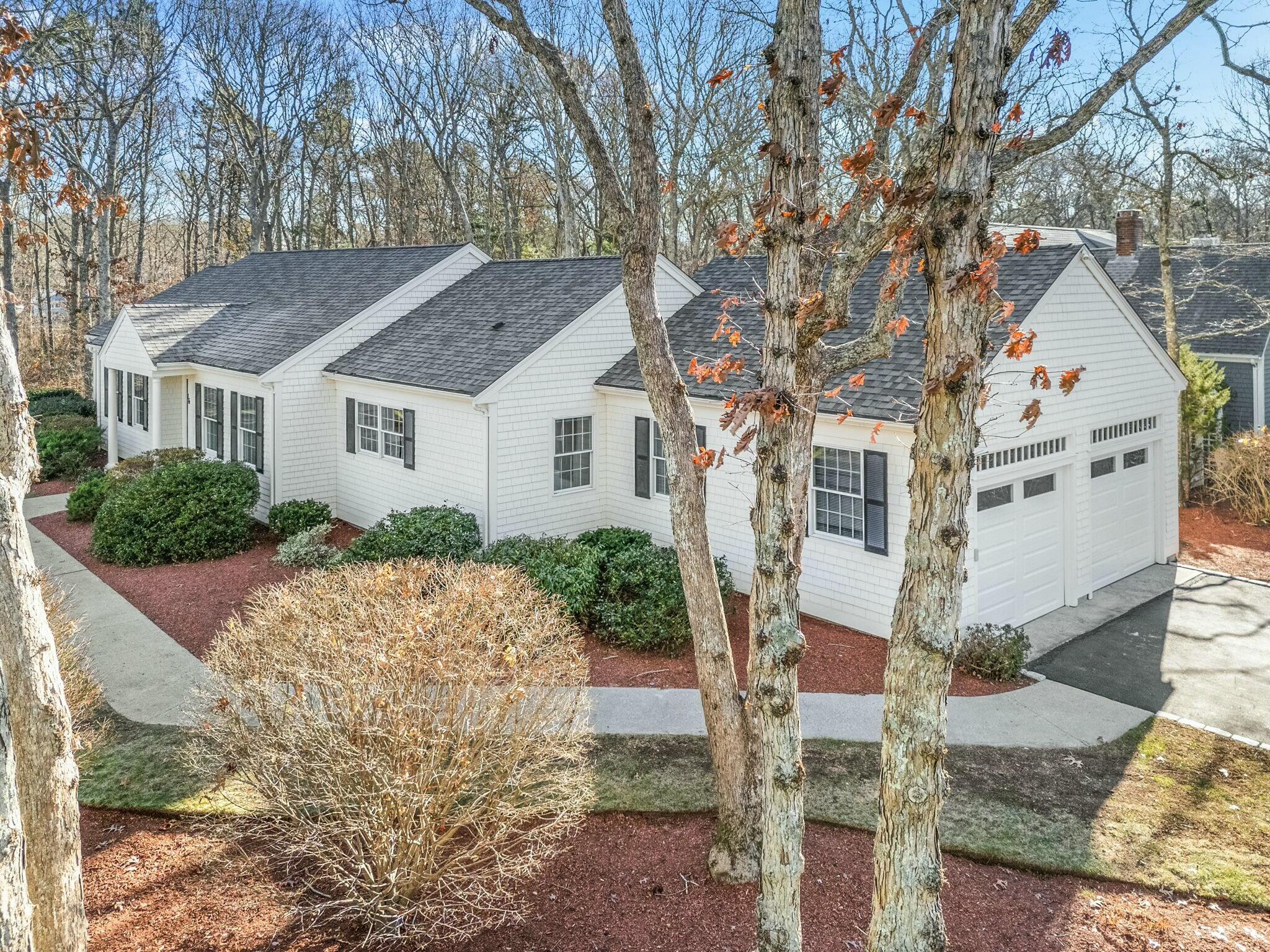 16 Sandcastle Drive