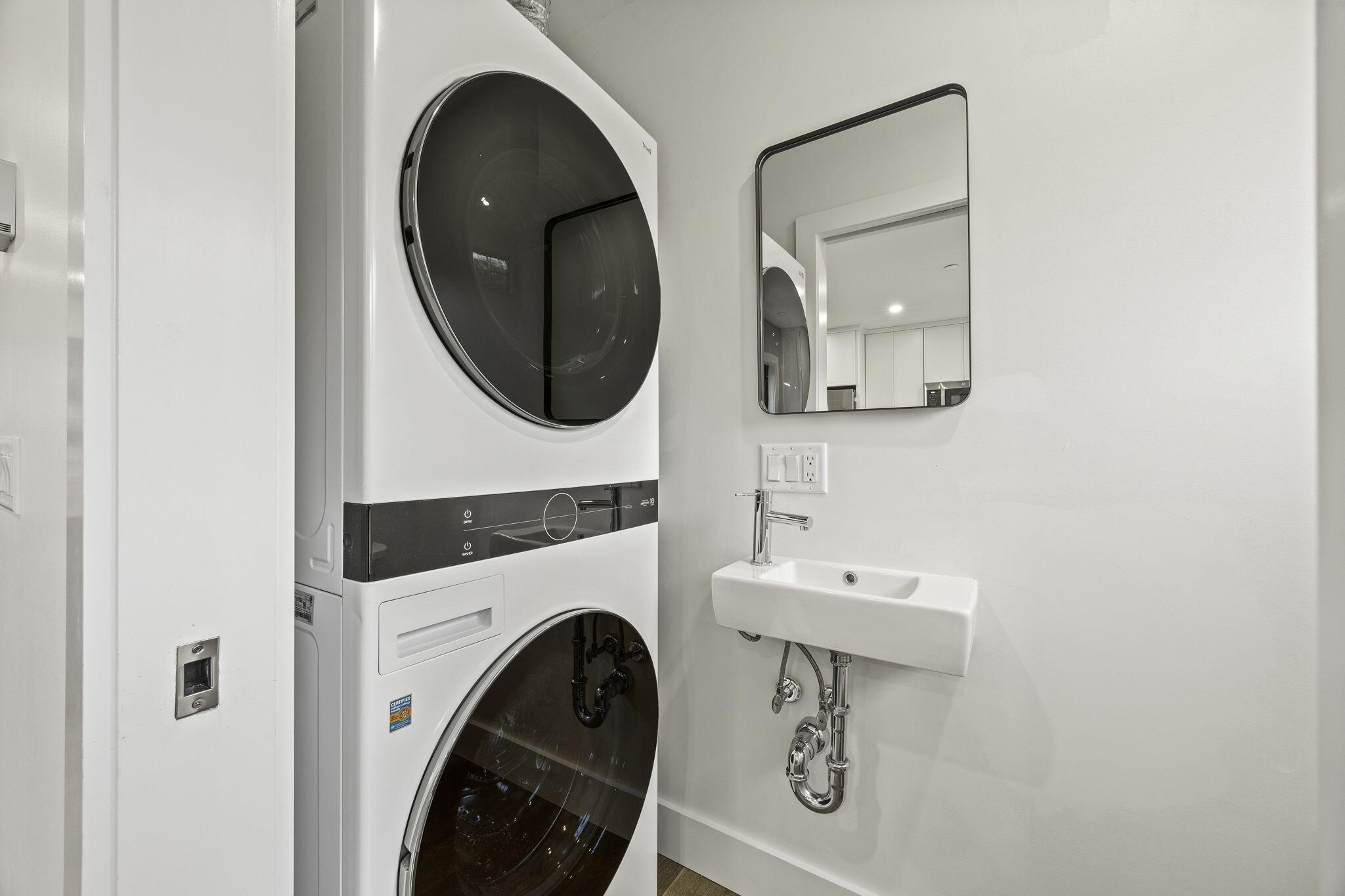 50 Nelson Avenue # 2