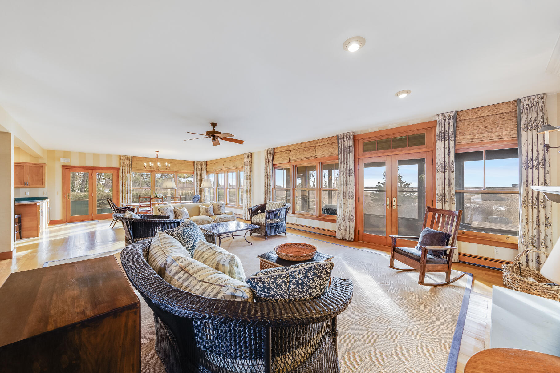 360 W Falmouth Highway