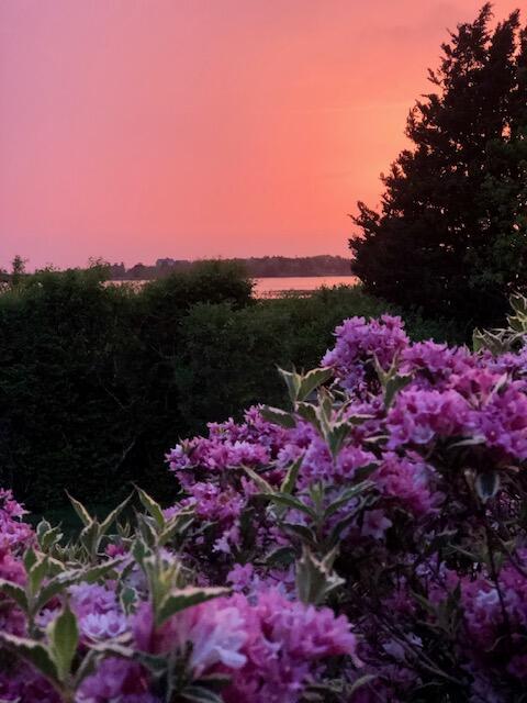 360 W Falmouth Highway