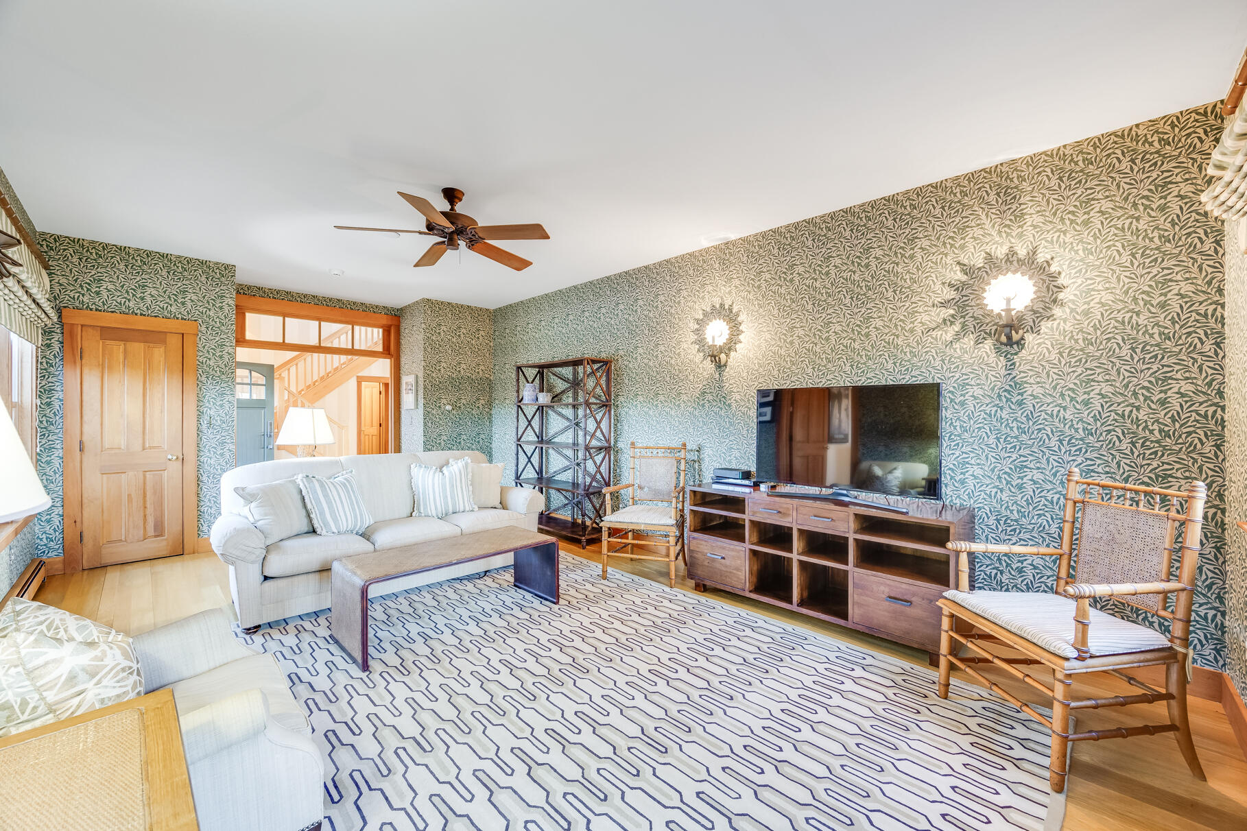 360 W Falmouth Highway