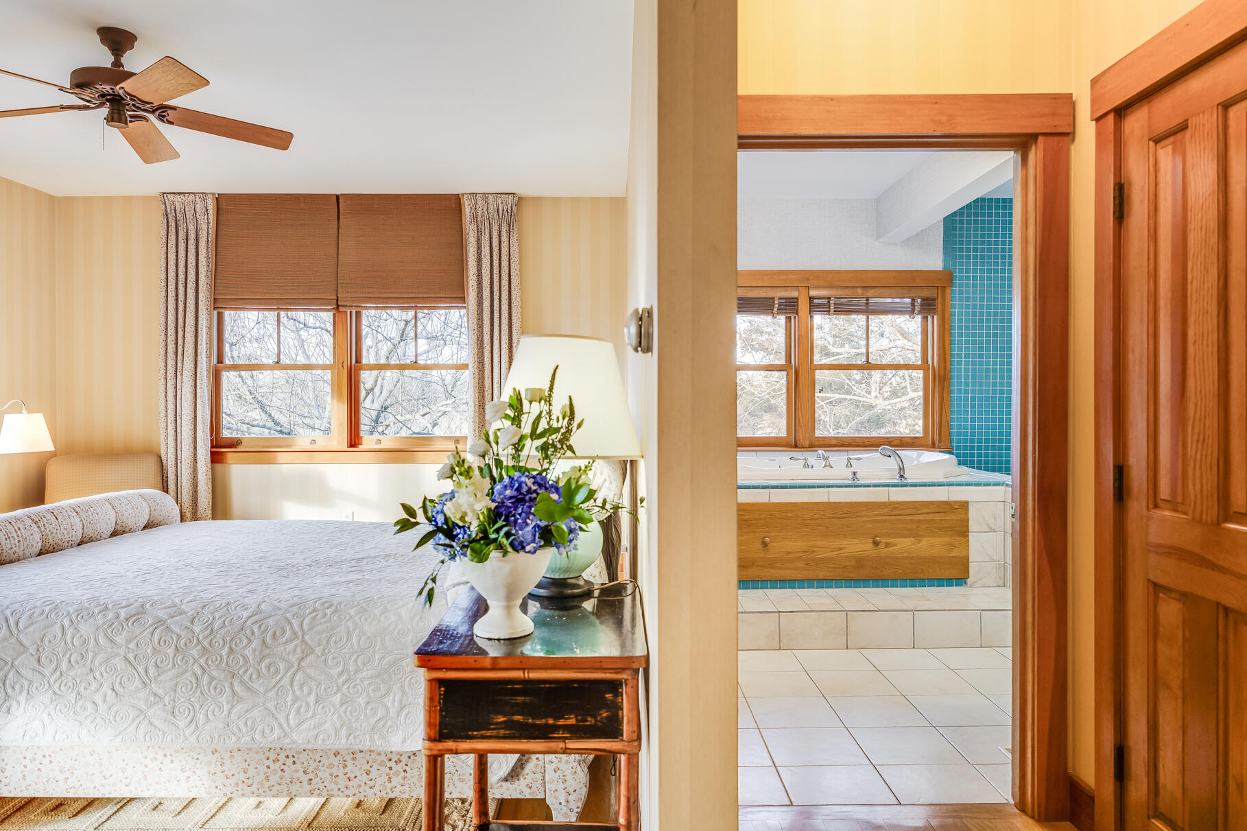 360 W Falmouth Highway