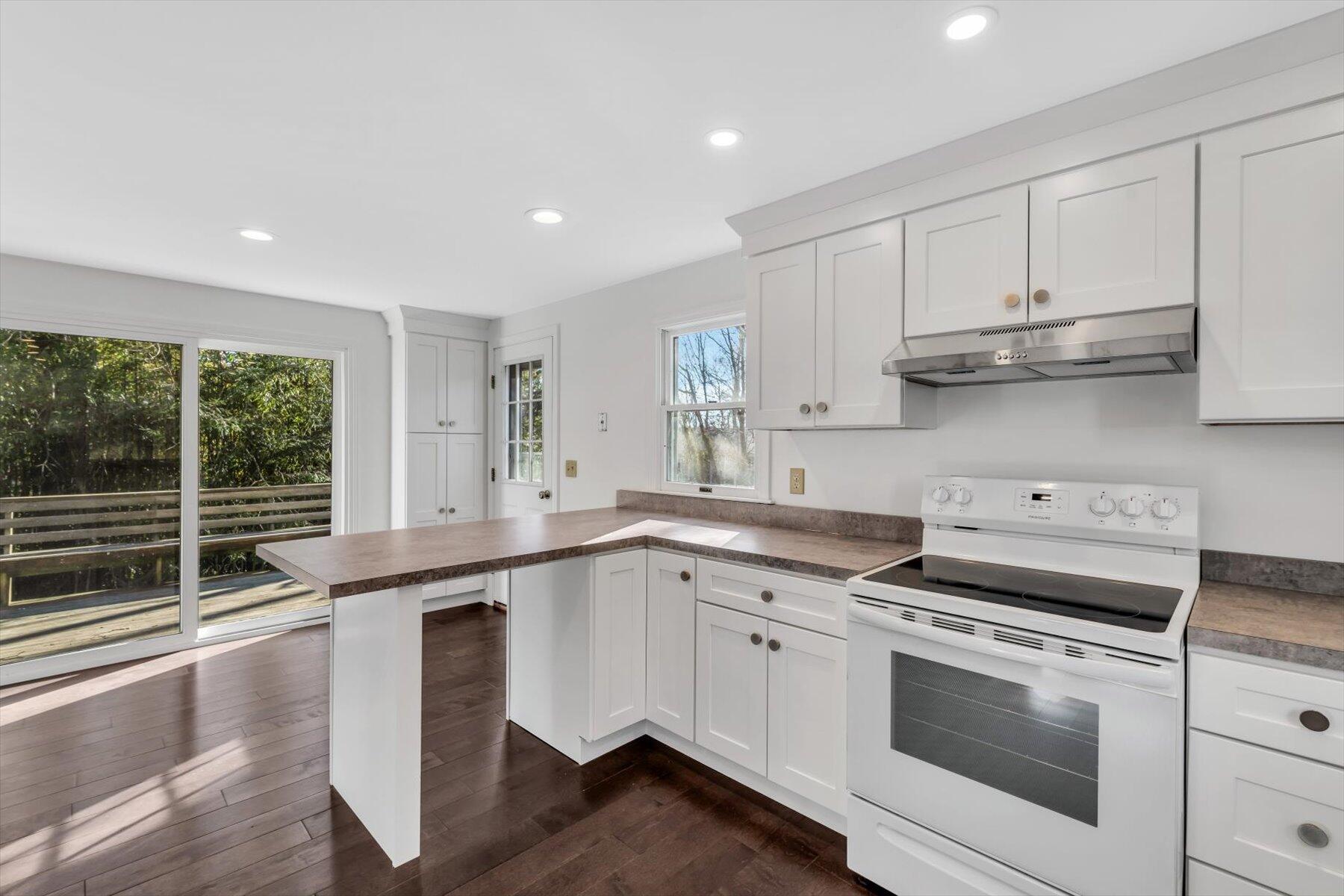 506 Woods Hole Road