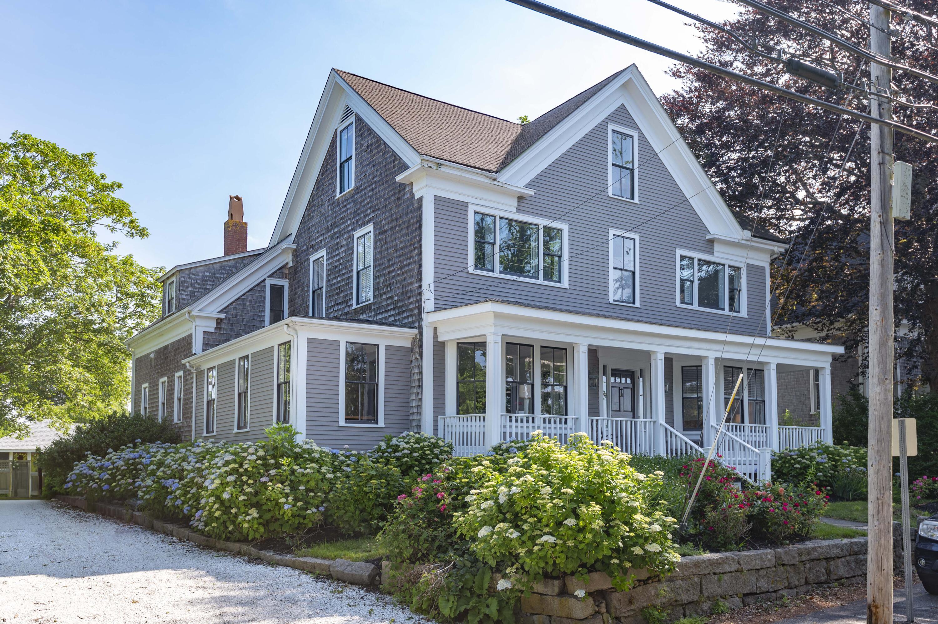 41 Millfield Street Woods Hole MA