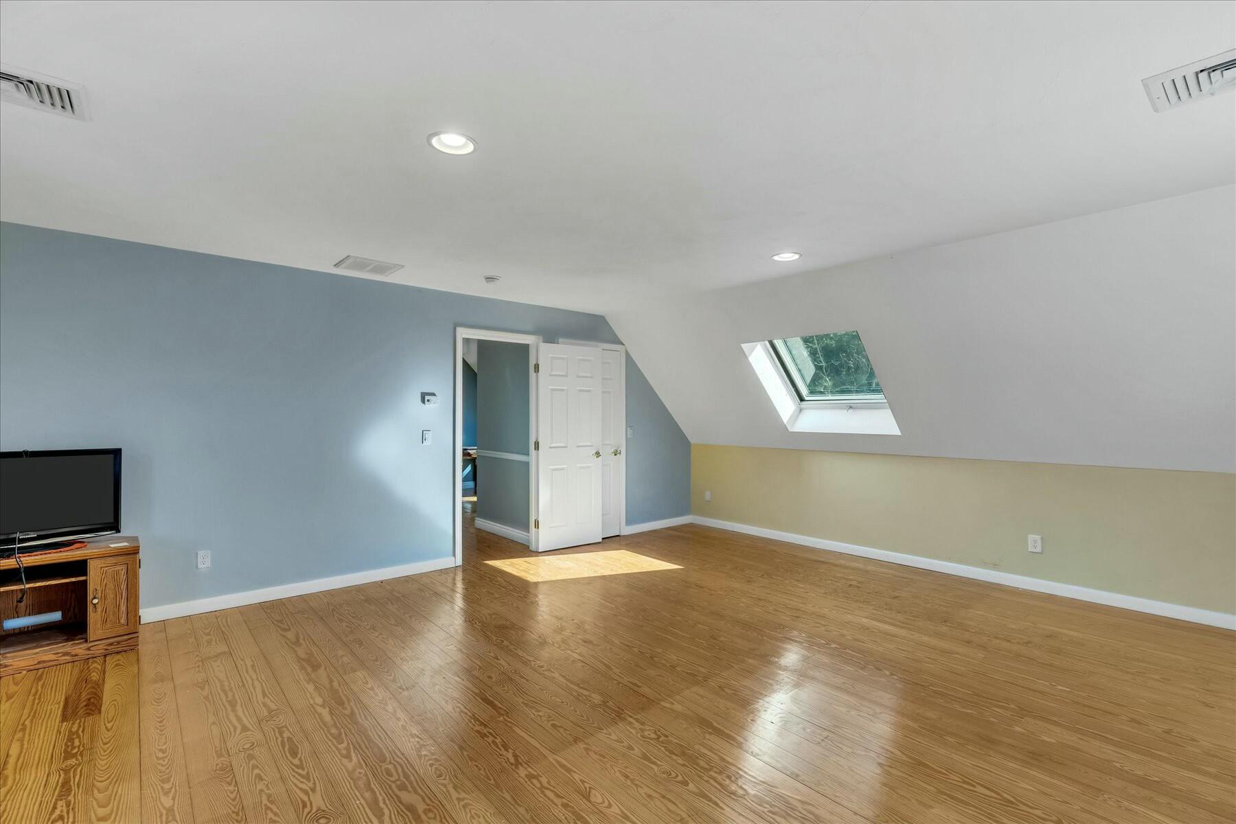 21 Longview Road