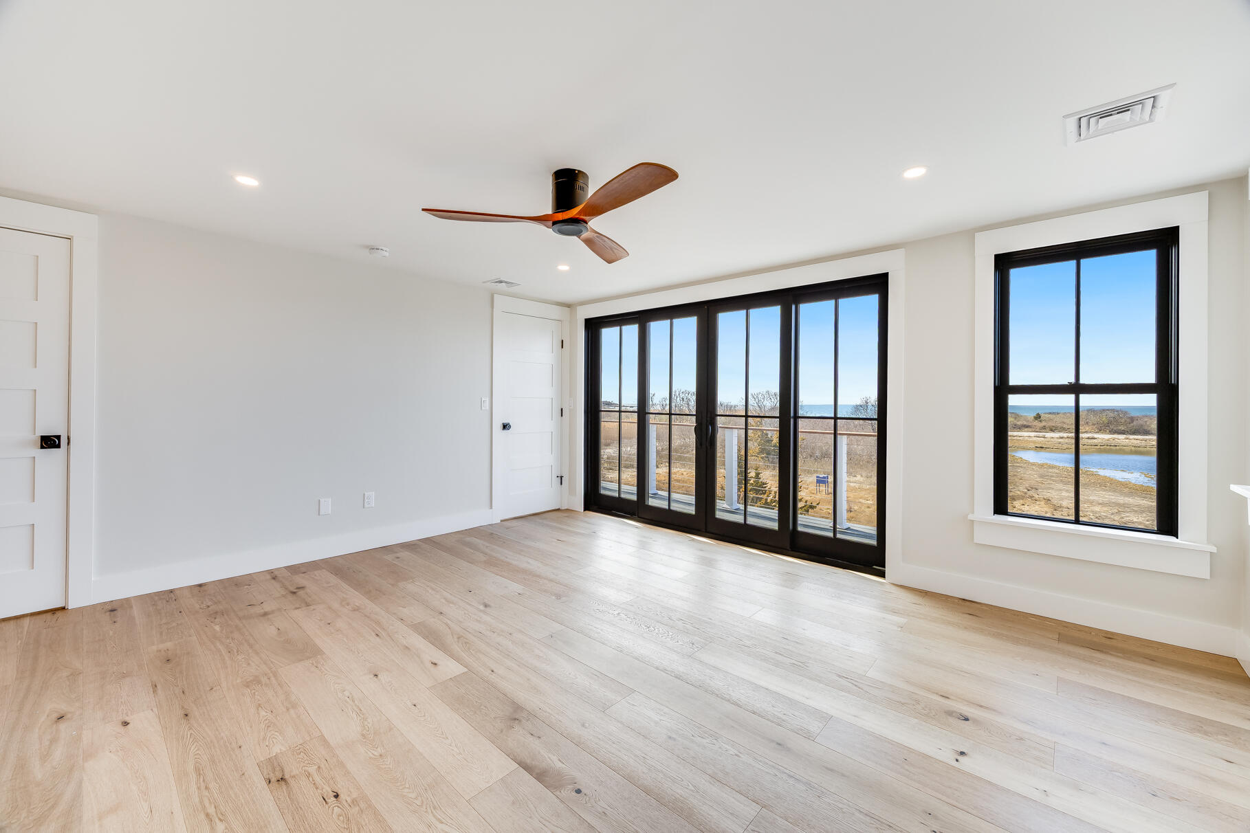33 Wood Neck Road