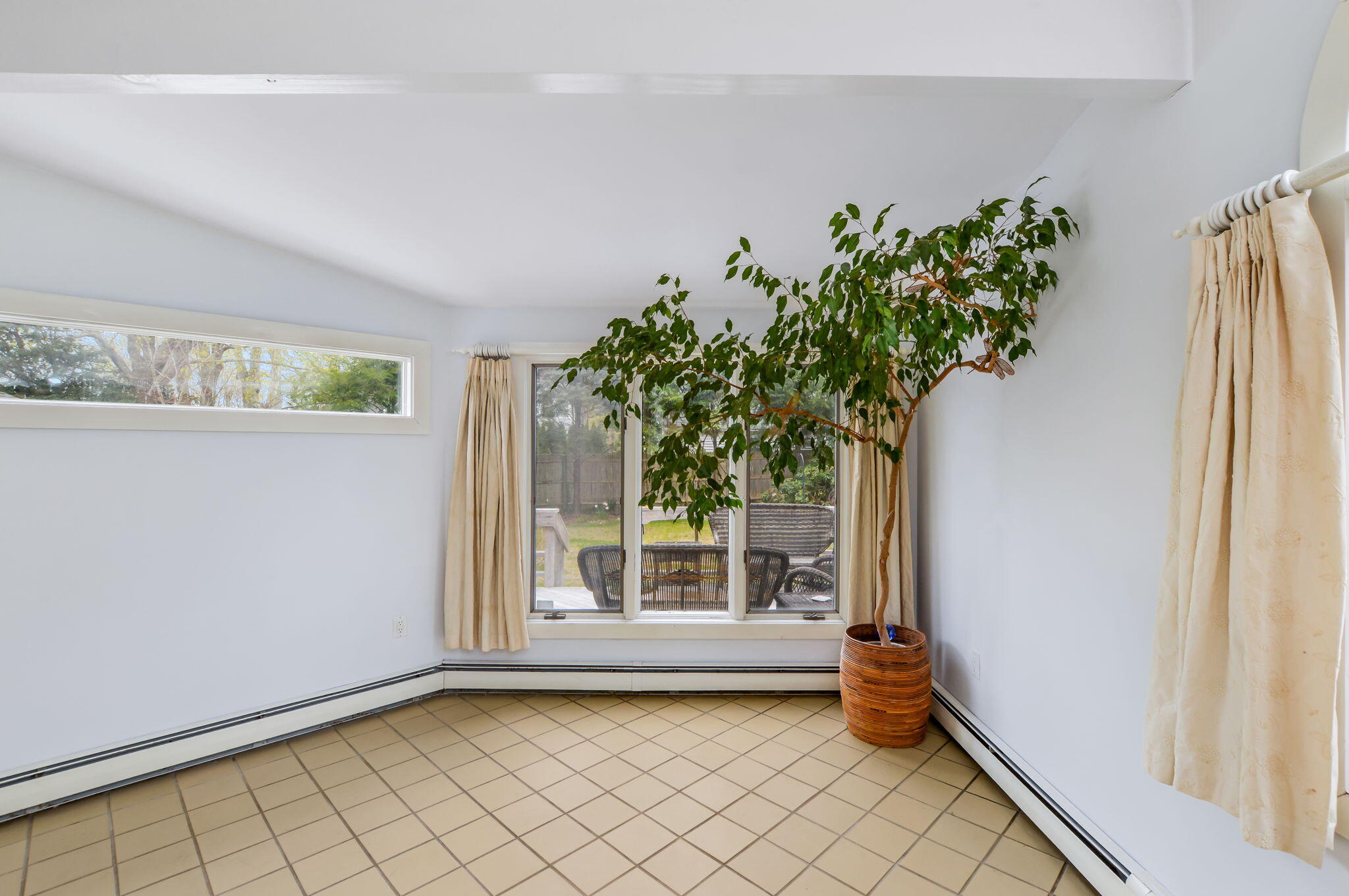 61 Oakwood Avenue