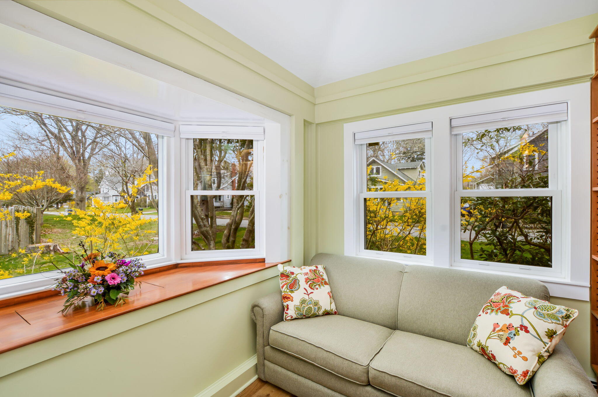 61 Oakwood Avenue