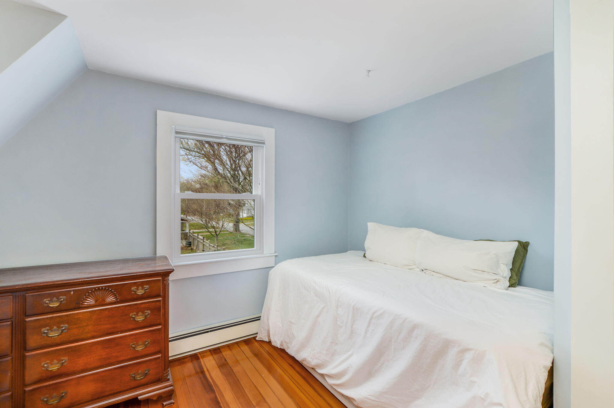 61 Oakwood Avenue