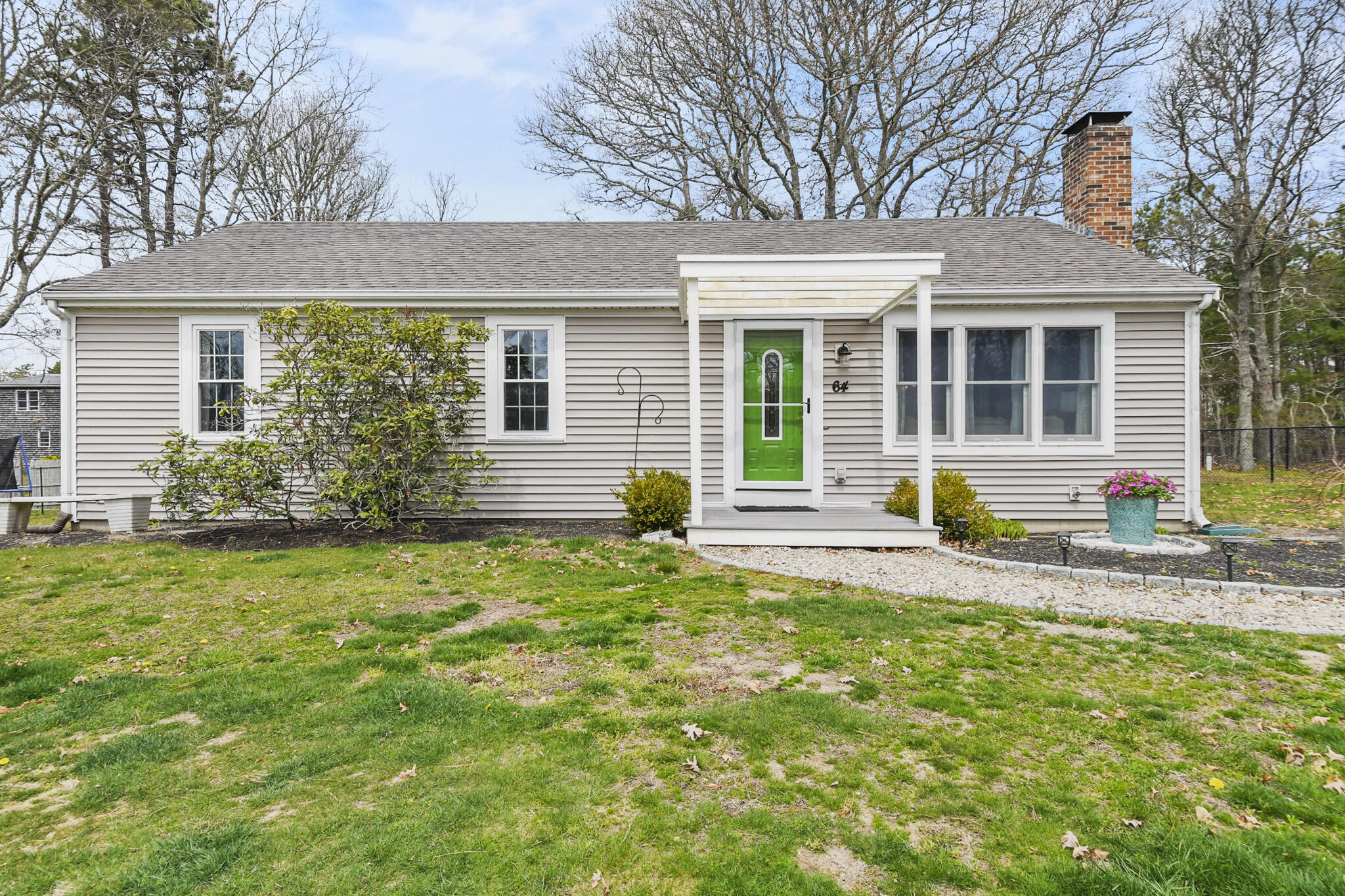 64 Lodengreen Drive