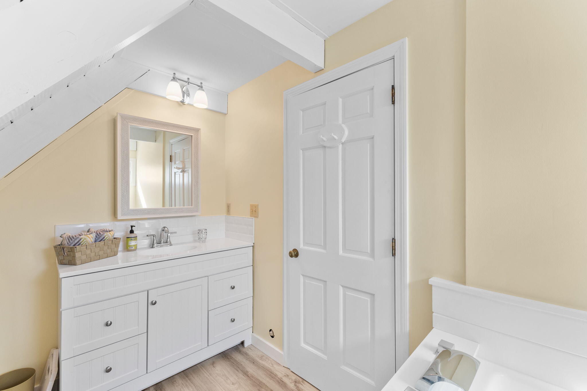 11 White Oak Trail