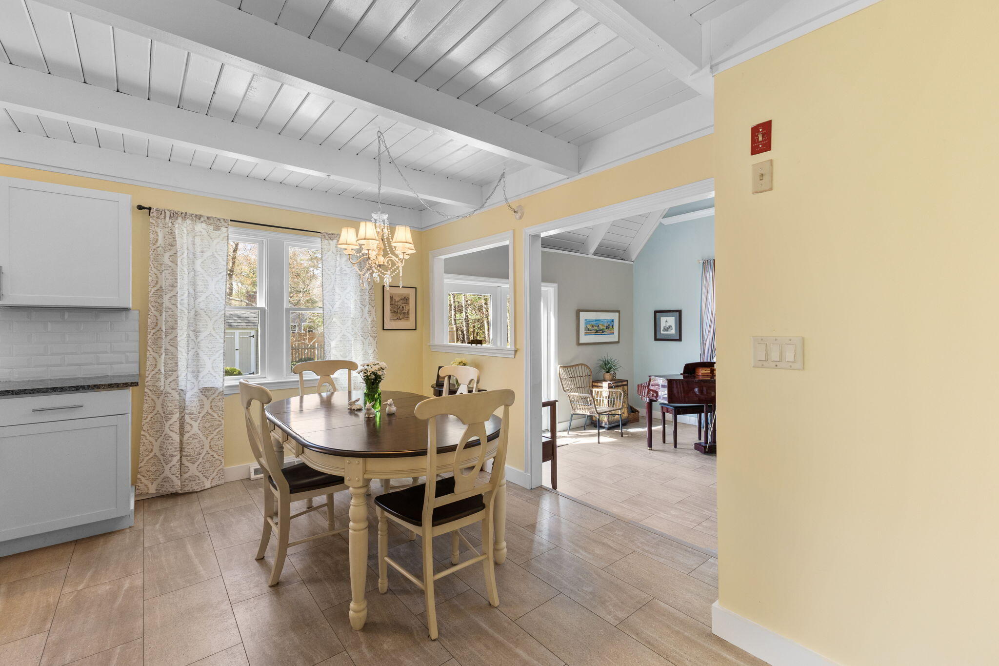 11 White Oak Trail