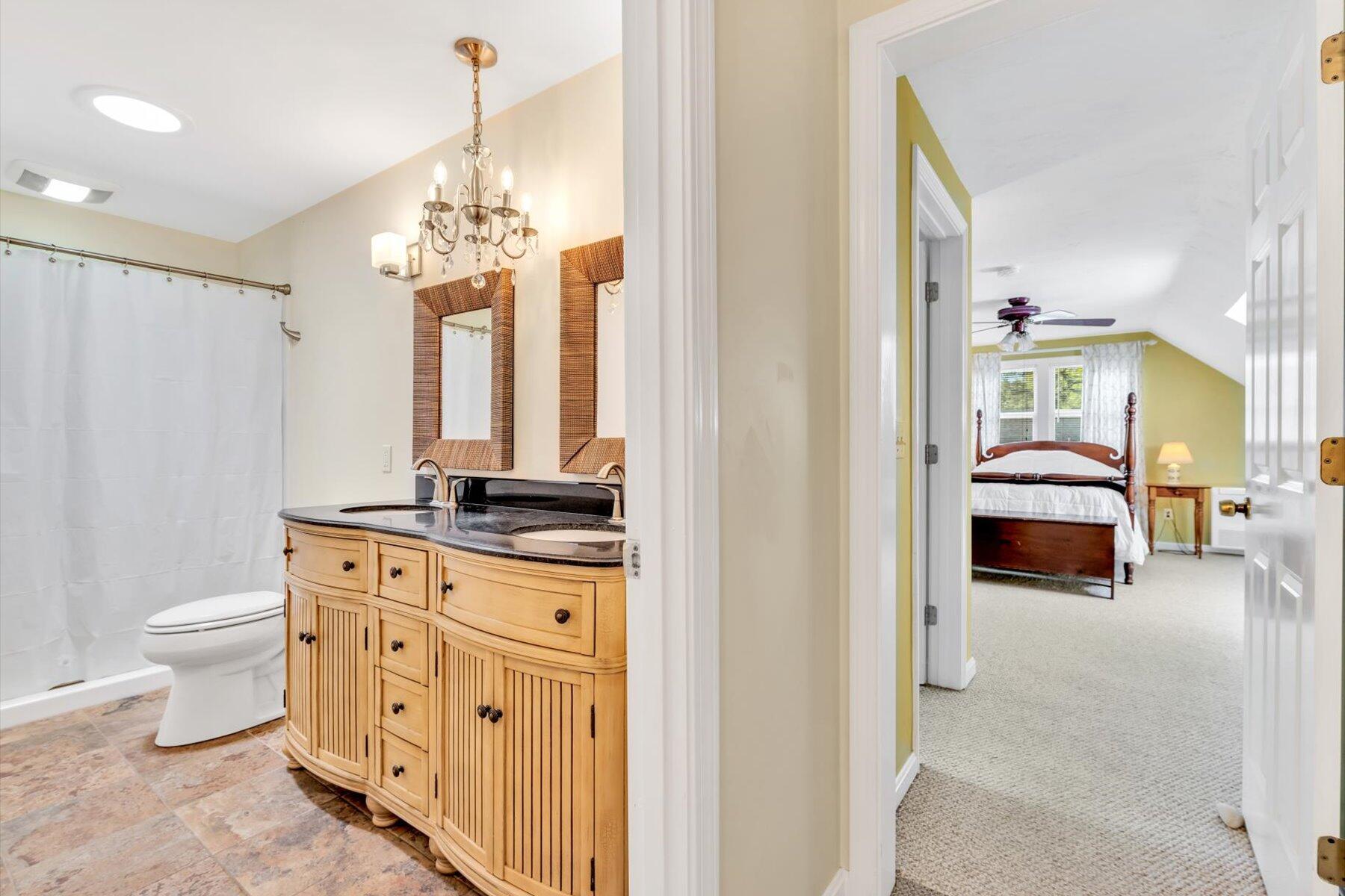 17 Greenway Circle