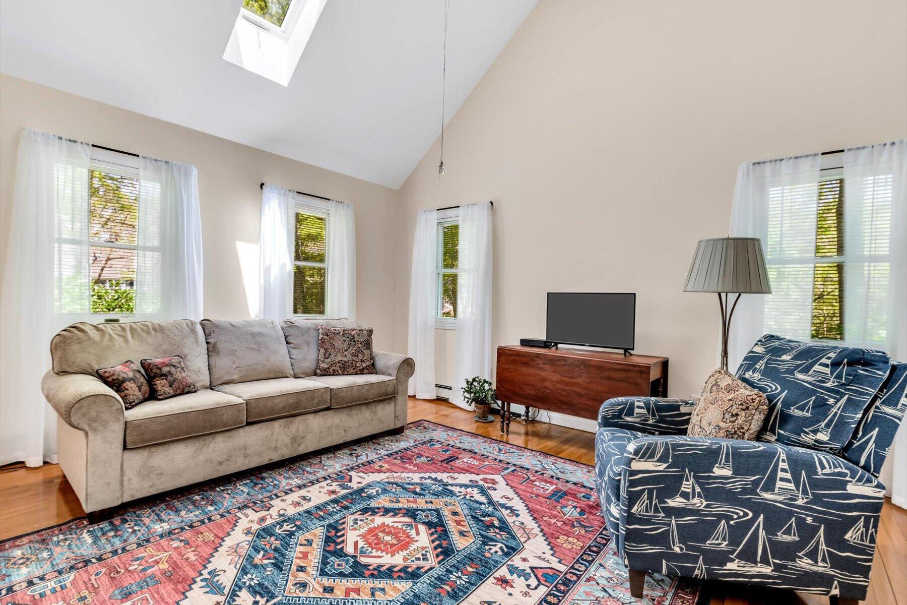 17 Greenway Circle