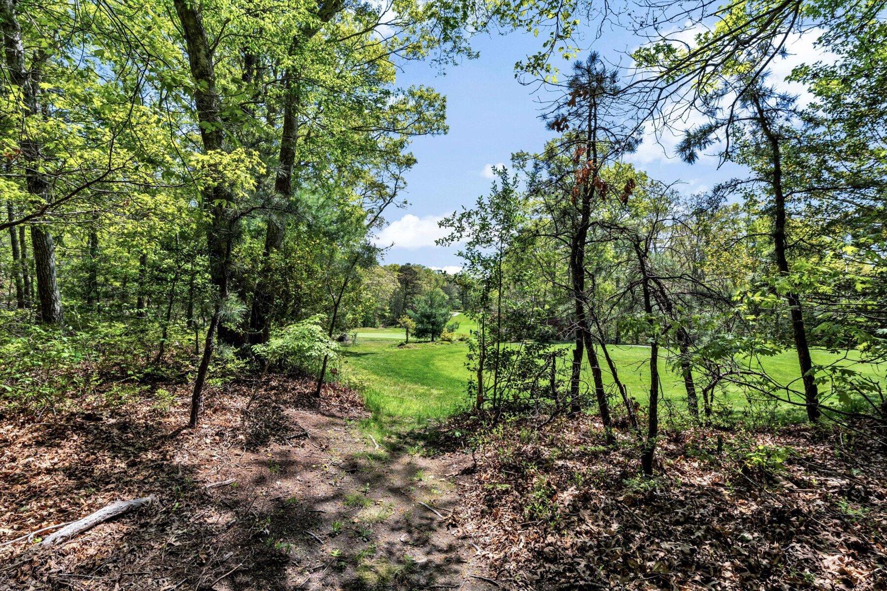 17 Greenway Circle
