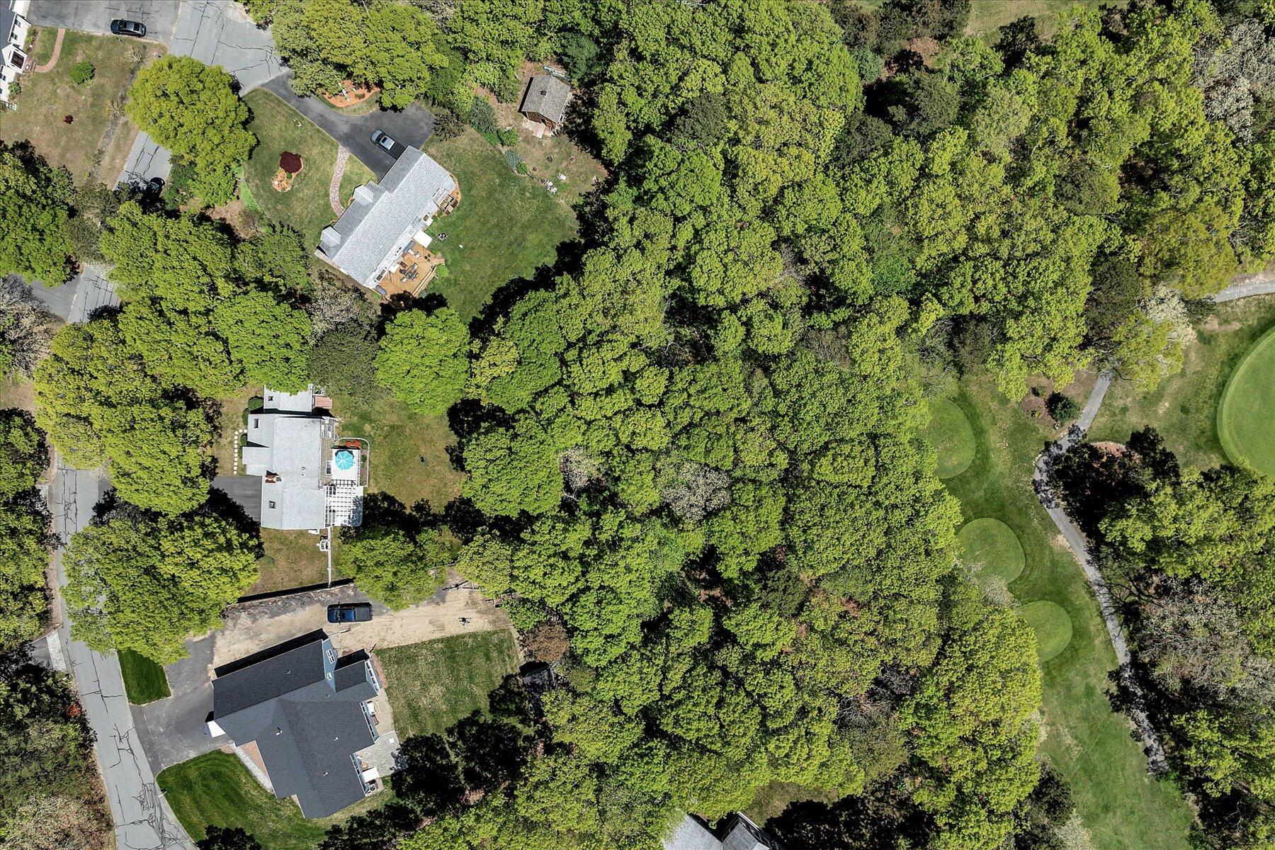 17 Greenway Circle