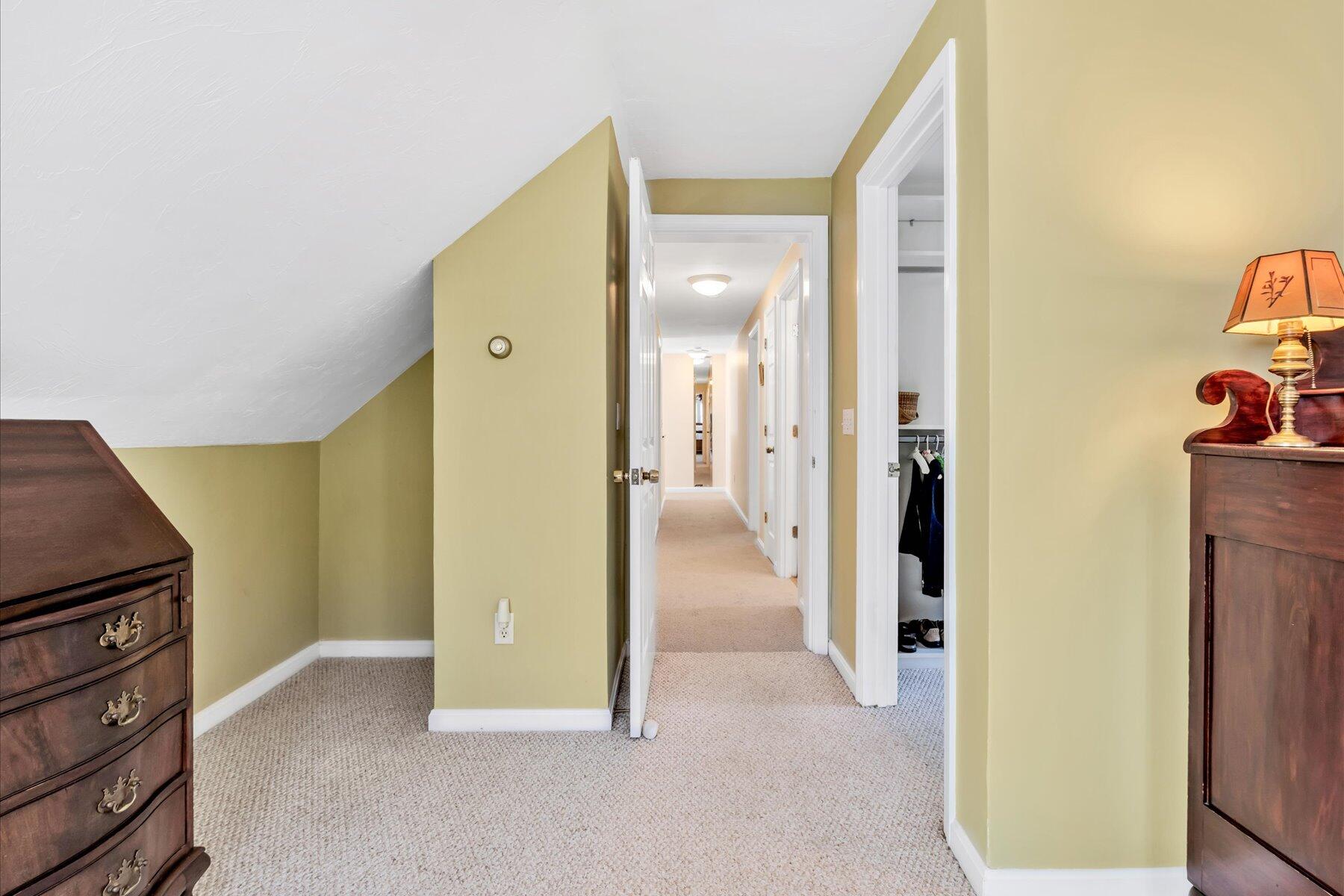 17 Greenway Circle