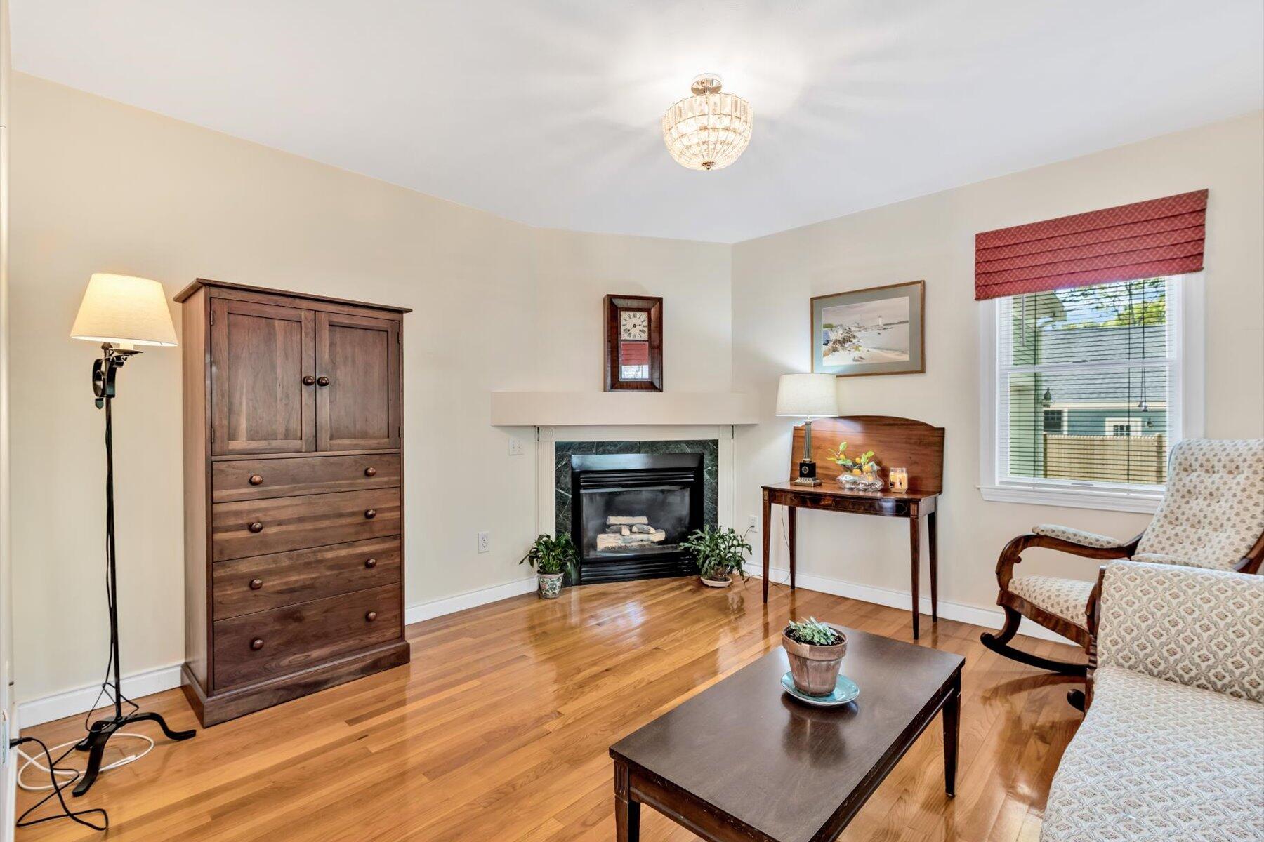 17 Greenway Circle