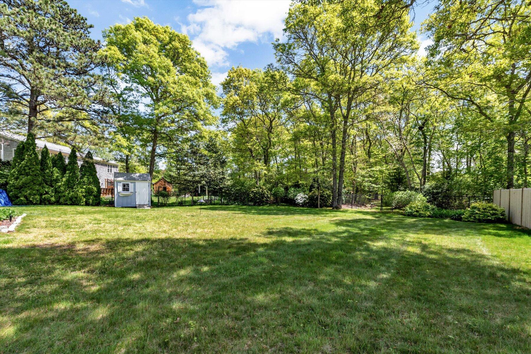 17 Greenway Circle