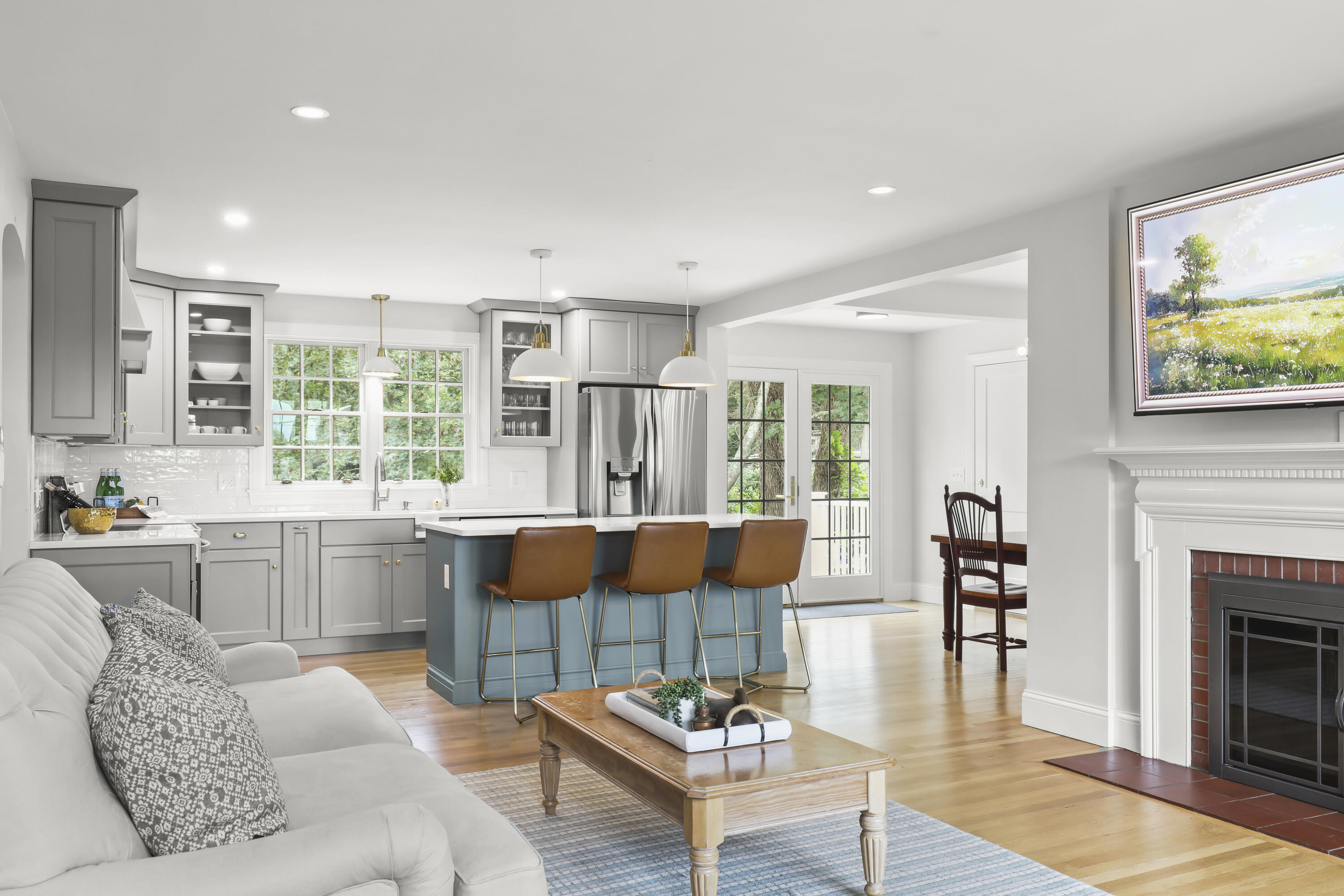 345 W Falmouth Highway