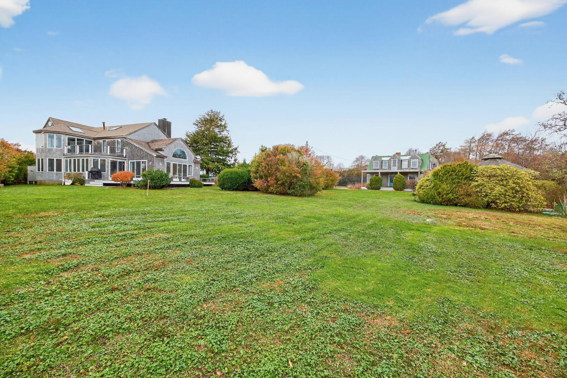 15 Hedge Lane